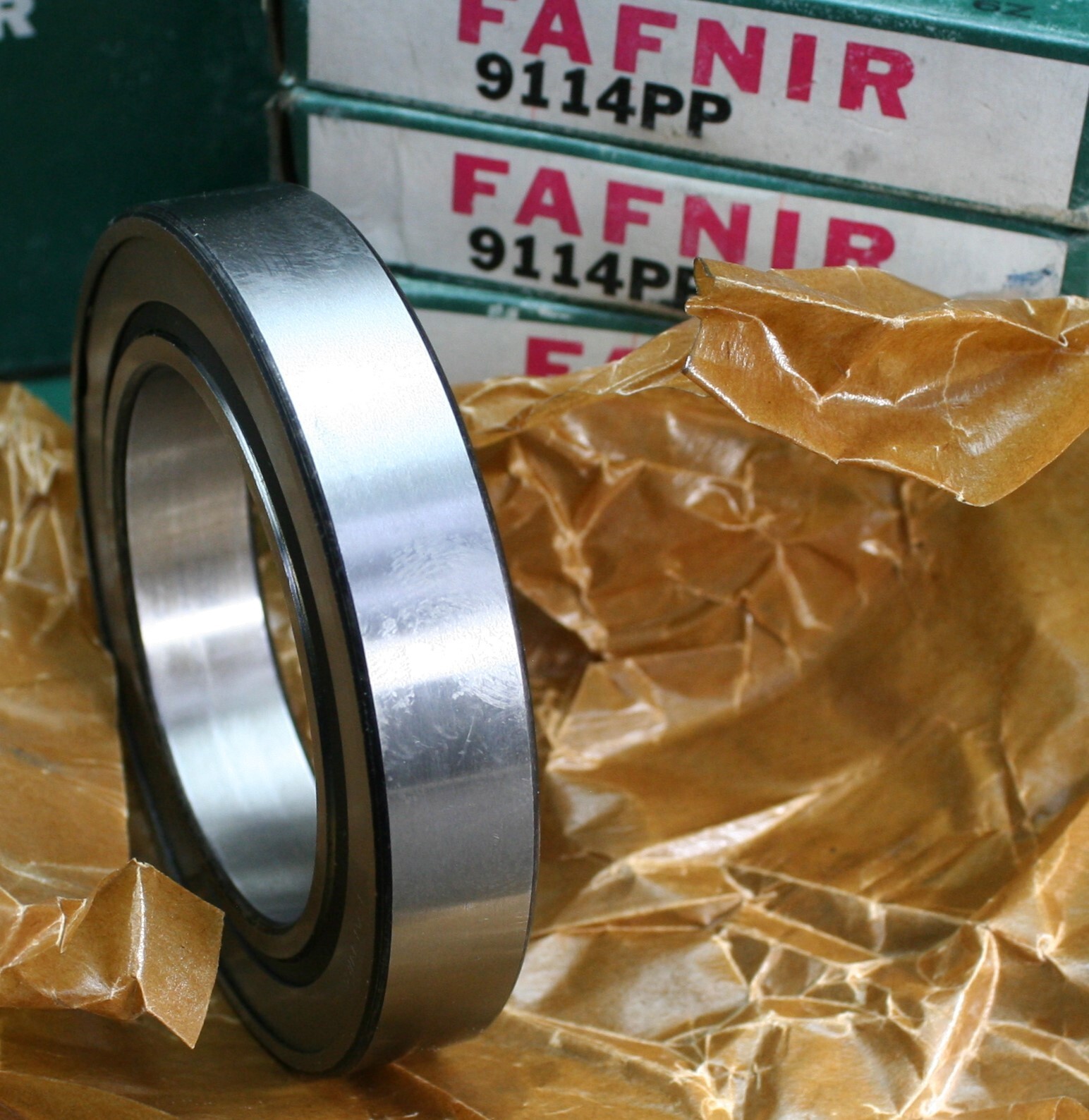 One (1) Fafnir 9114PP Deep Groove Bearing 70 MM ID USA NEW