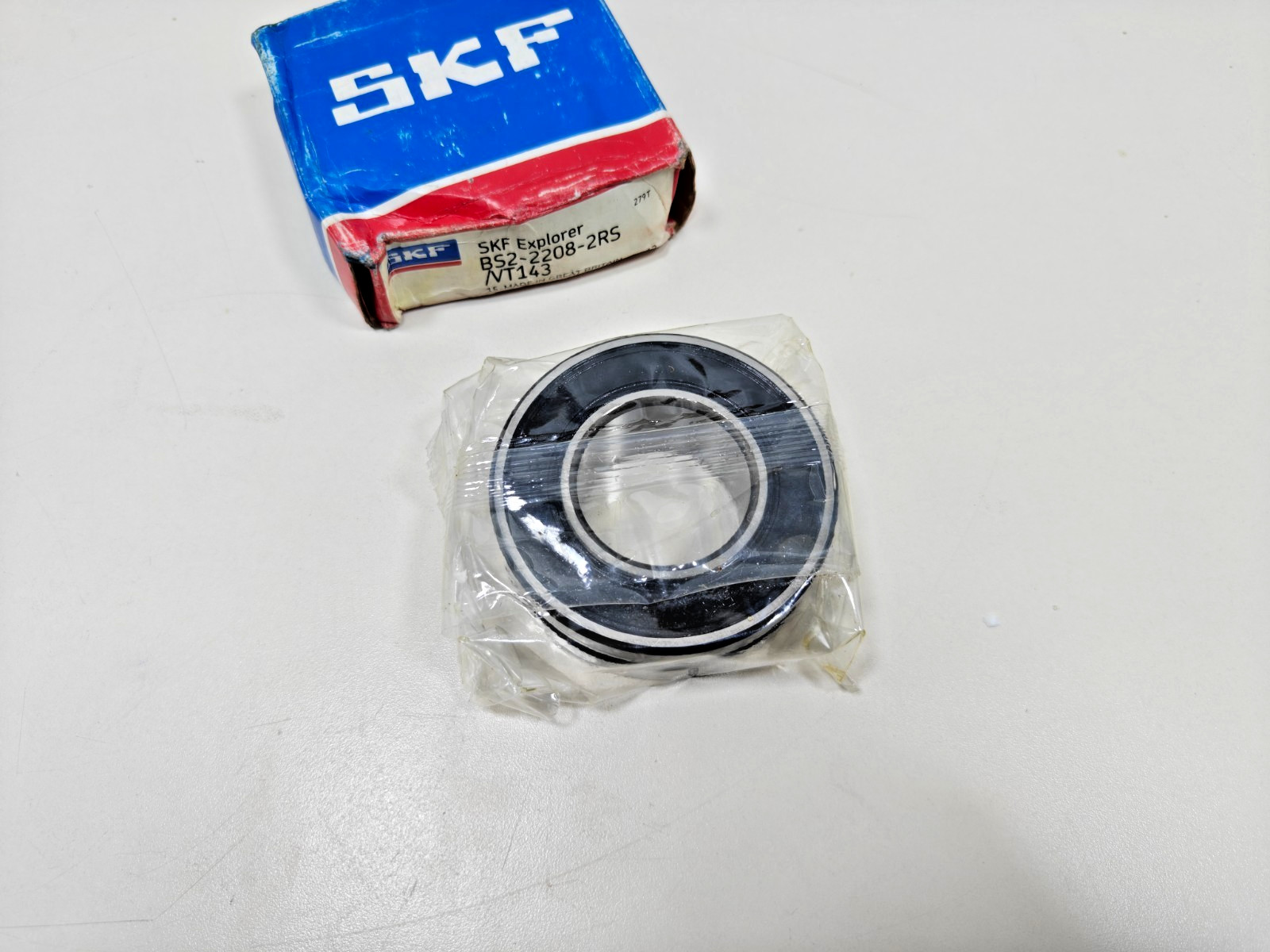 BS2-2208-2RS/VT143 SKF Spherical Roller Bearing SKF BS2 2208 2RS VT143 40x80x28