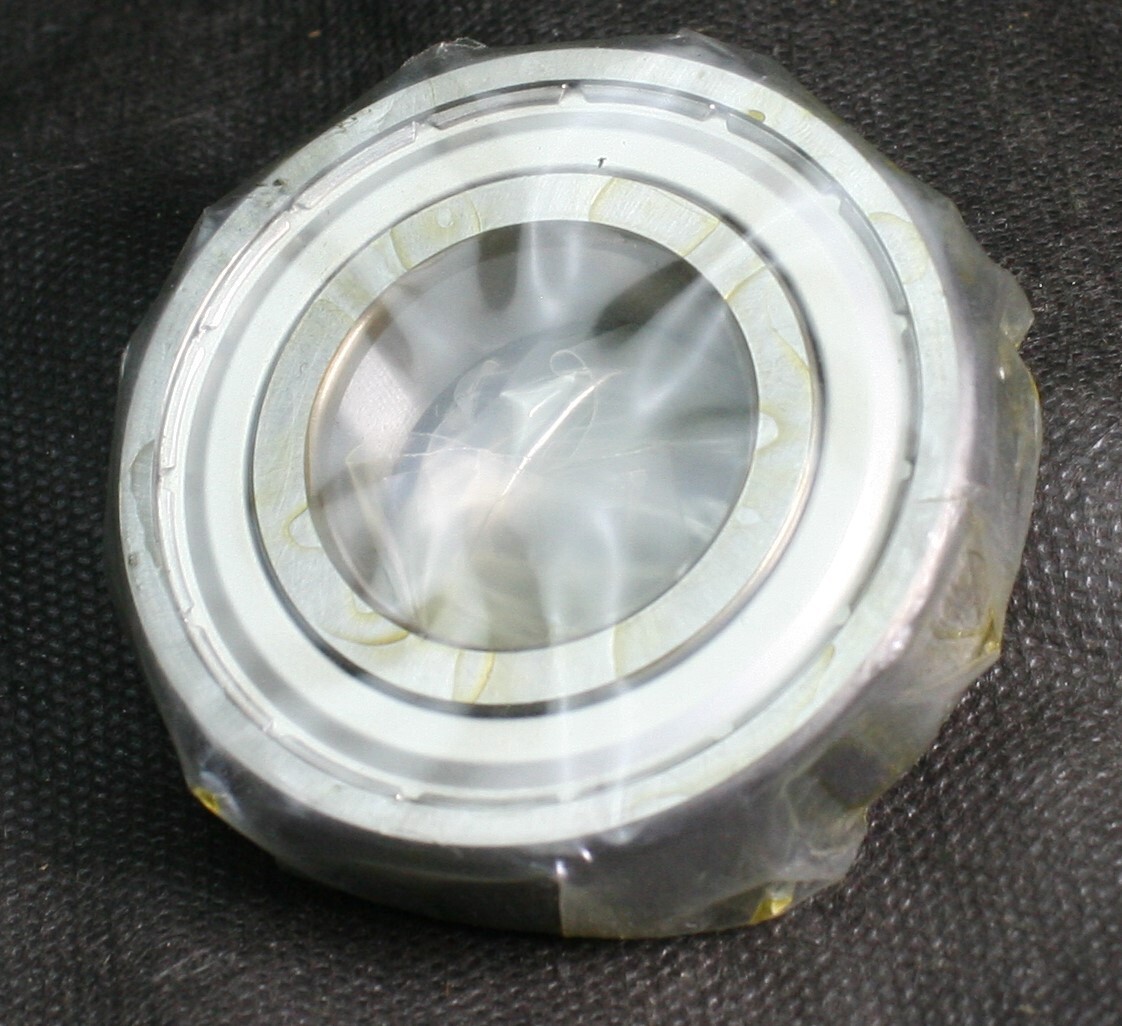 ONE (1) SKF 6206 2Z Deep Groove Bearing 30 MM ID USA NEW