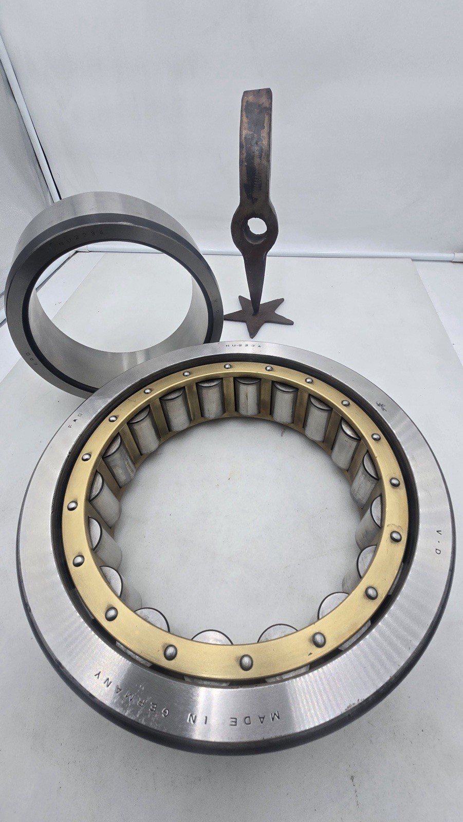 FAG NU2234-E-M1 Cylindrical Roller Bearing Straight 170-Bore Brass Cage NEW OEM