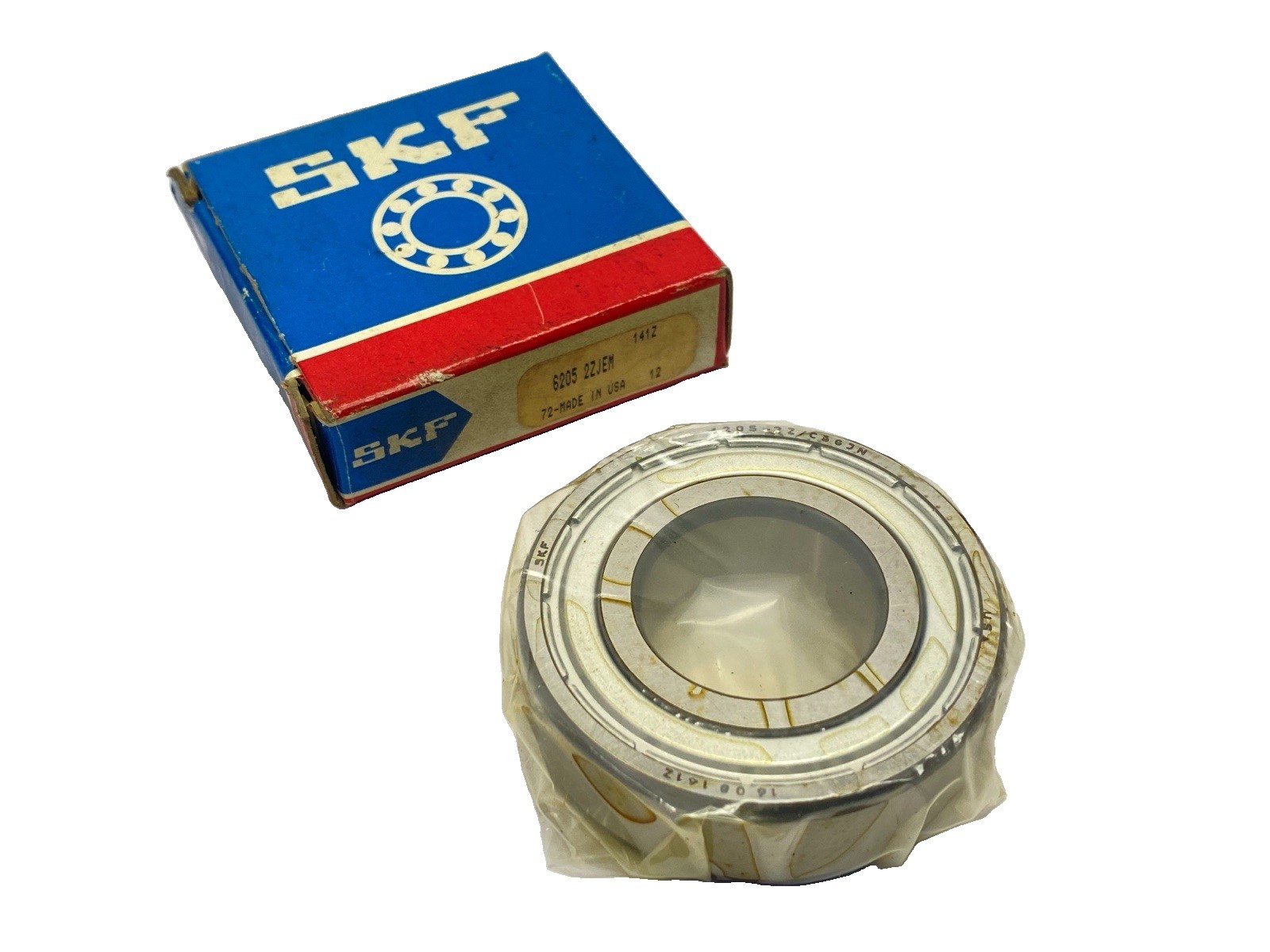 SKF 6205 2ZJEM Deep Groove Ball Bearing 0.9843″ Bore 2.0472″ OD 0.5906″ Width