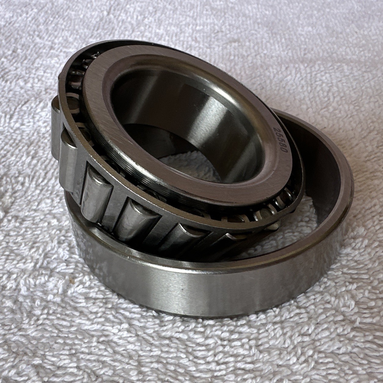 New Set 25580/25520 Tapered Roller Bearings Cone and Cup