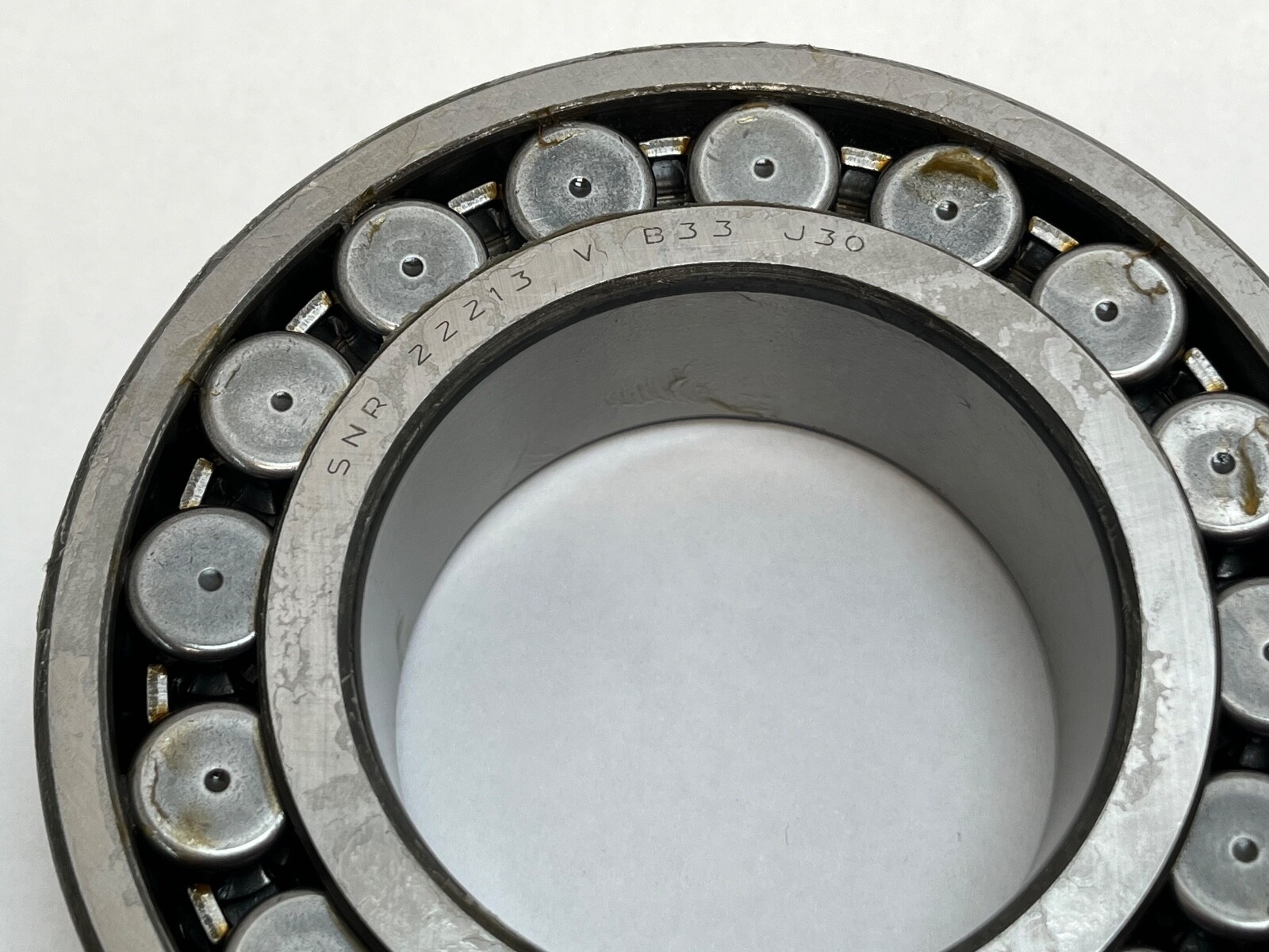 SNR 22213VB33J30 Spherical Bearing 65x120x31 mm 22213-V-B33-J30 22213W33C3