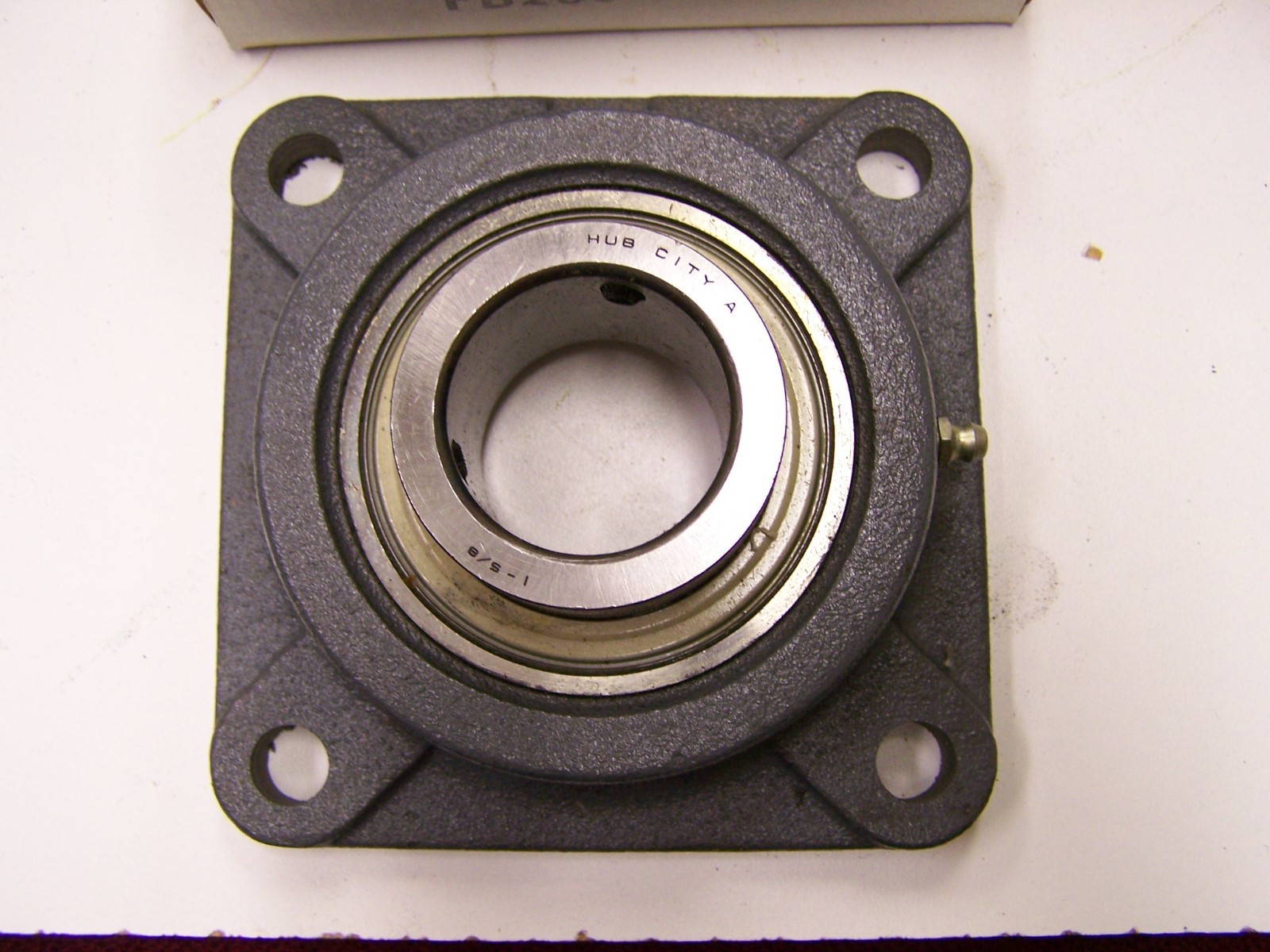 Hub City FB250 X 1-5/8 4-Bolt Flange Bearing Unit 1-5/8″ Bore New