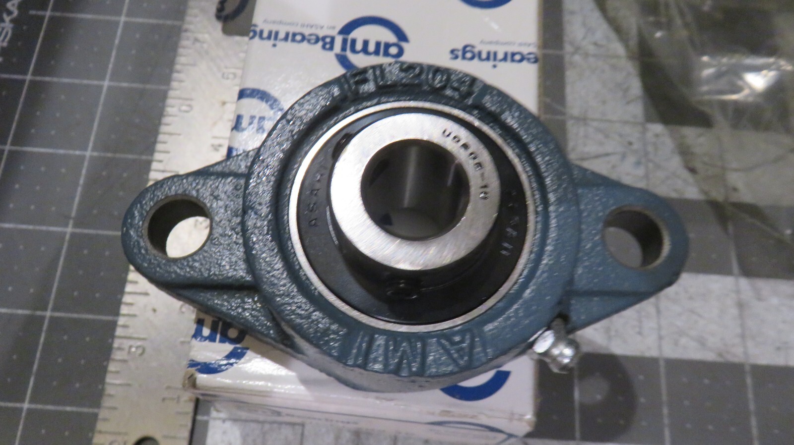 AMI UCFL202-10 2 Bolt Flange-Mount Ball Bearing Unit 5/8″ Bore