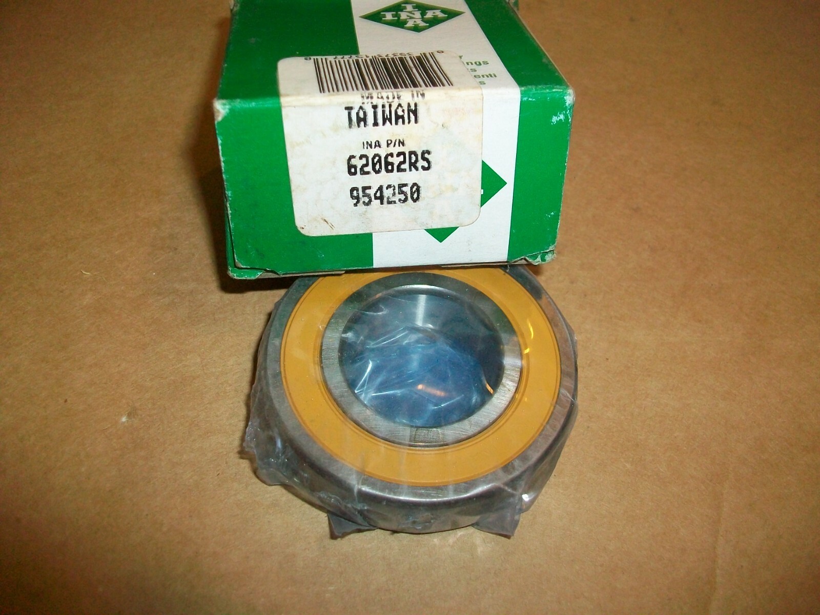 INA Single Row Ball Bearing 6206-2RS NEW