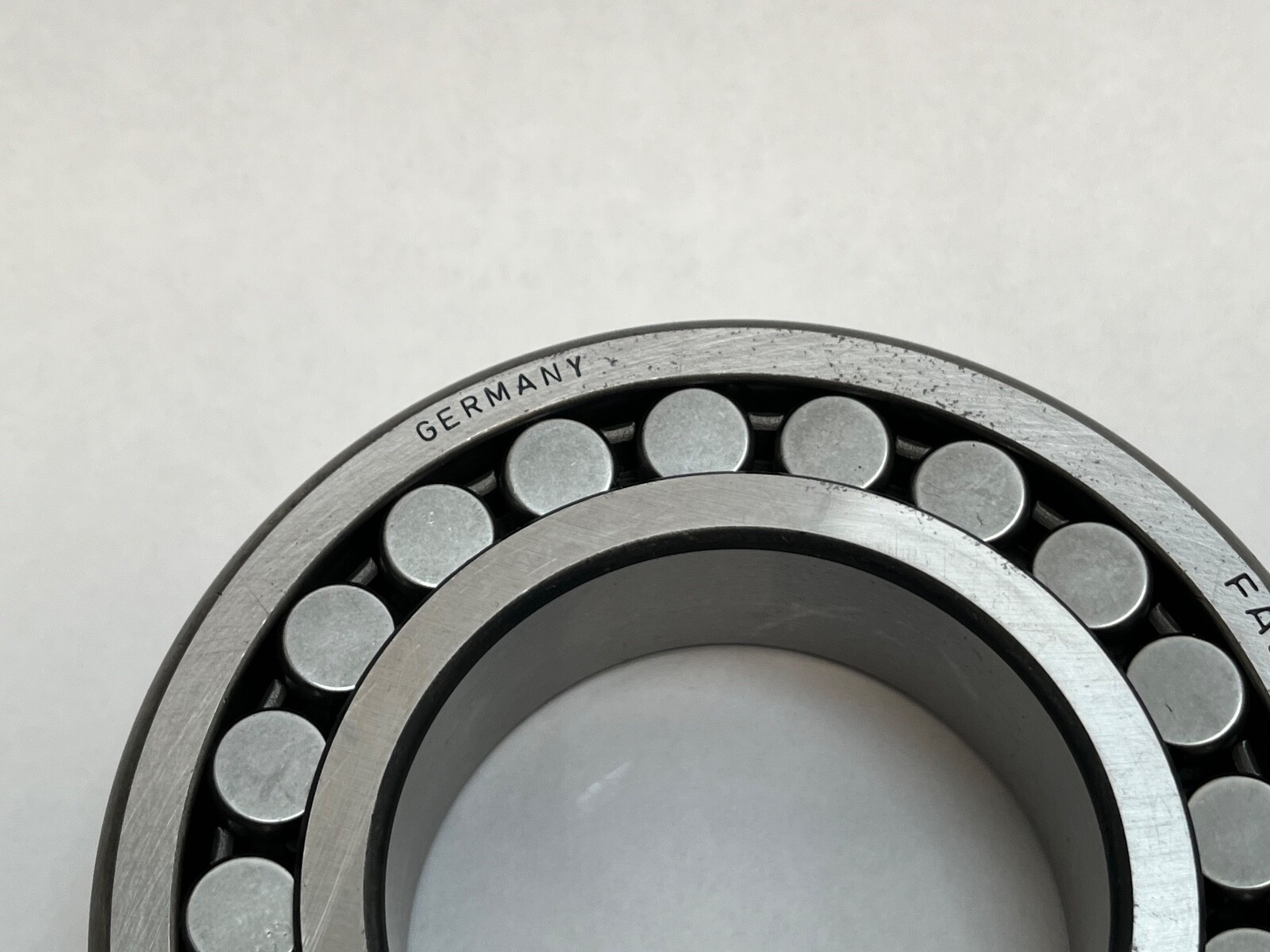 FAG 22212K Spherical Bearing 60x110x28 mm 22212-K Germany