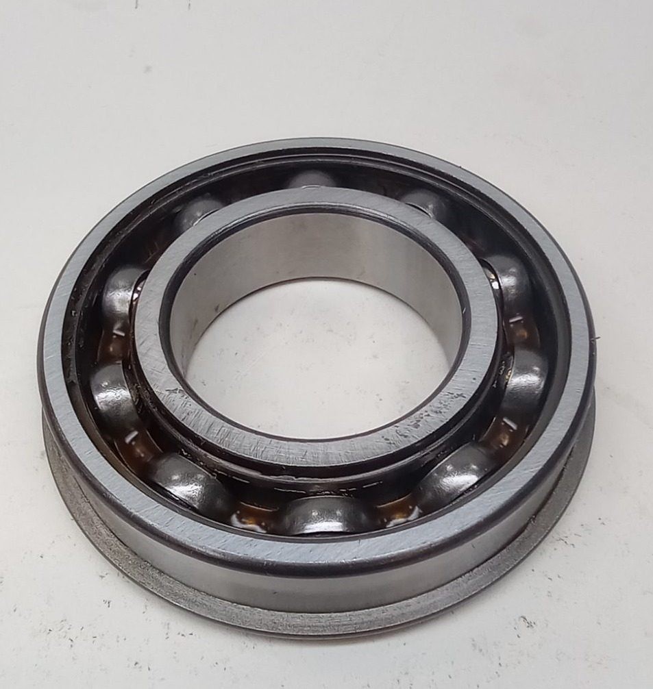 FAG 209-NR Ball Bearing Deep Groove 45X85X19mm 209NR With Snap Ring