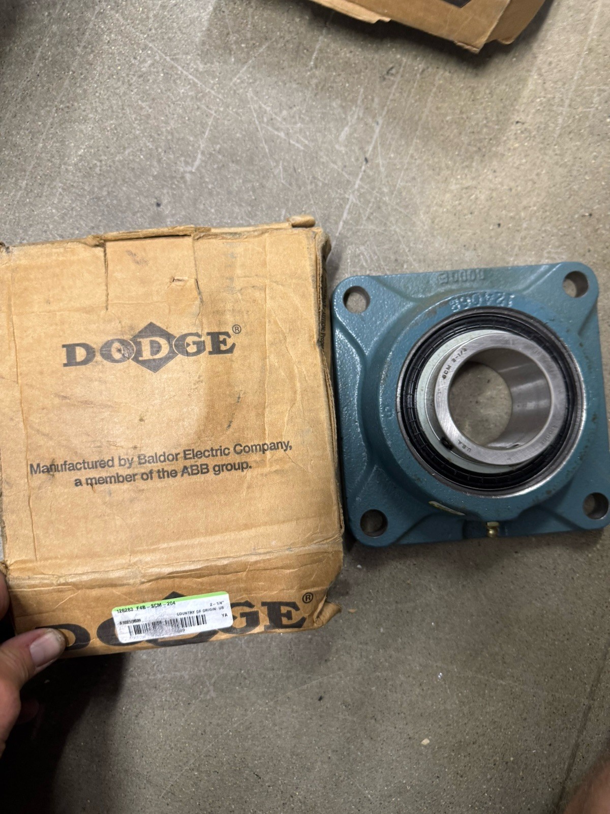 Dodge 126283 F4B-SCM-204 Bore Diameter: 2-1/4 Inch Housing: 4-Bolt