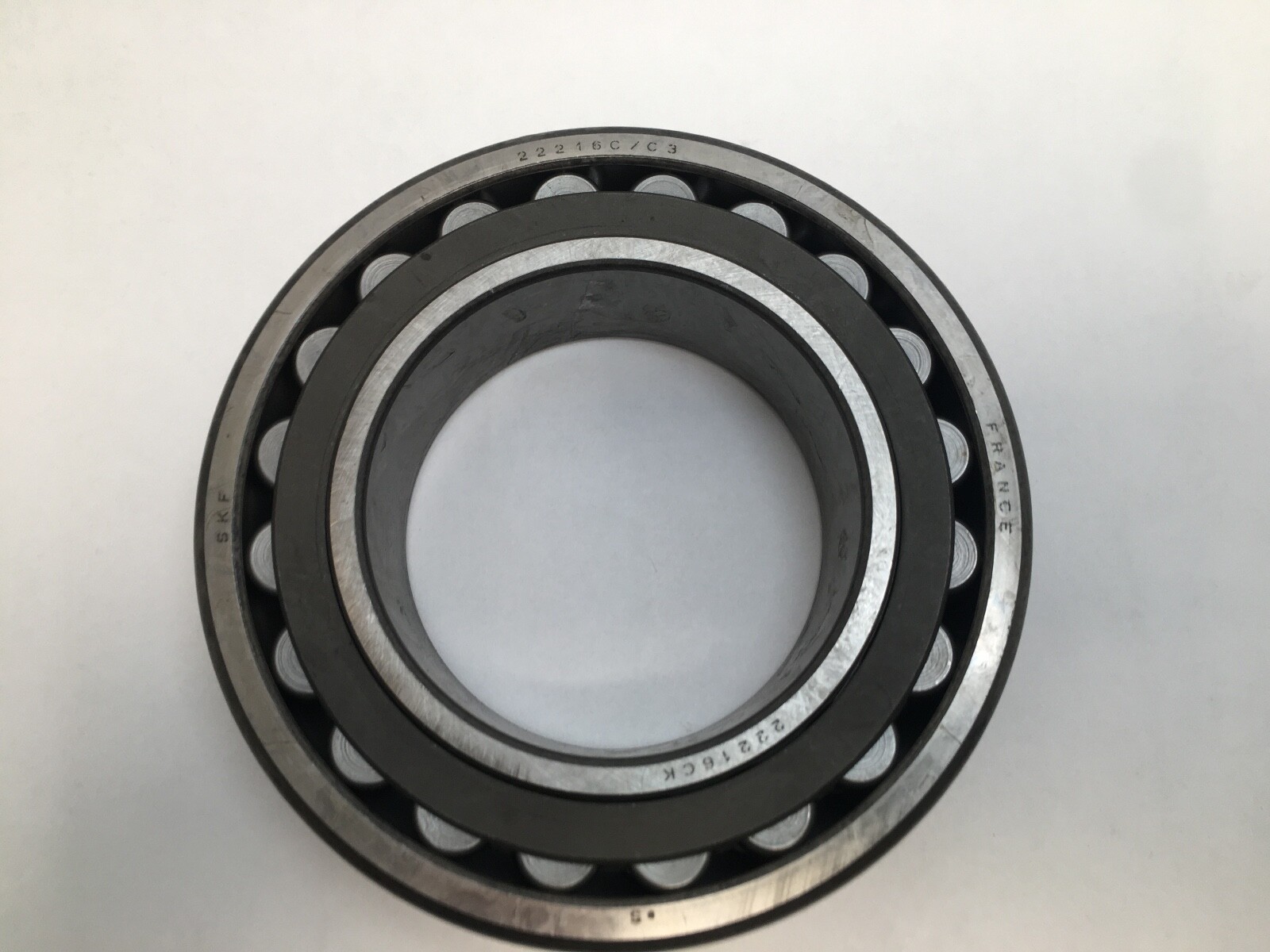 SKF 22216-CKJ-C3 Spherical Bearing 80x140x33mm 22216-C-K-J-C3 France