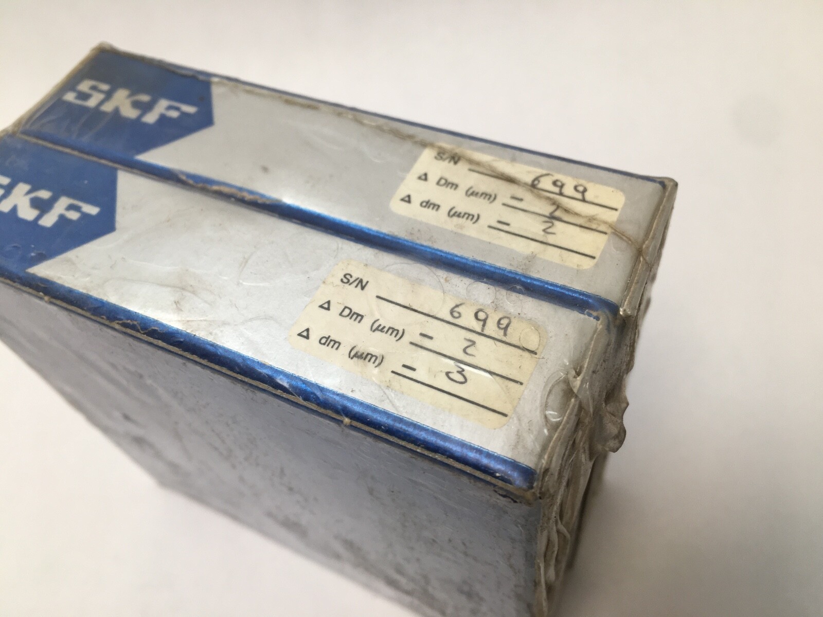 SKF 7209-ACD/P4ADGB Angular Bearing 45x85x19 mm 7209-ACD-P4A-DGB ABEC7 Italy Set