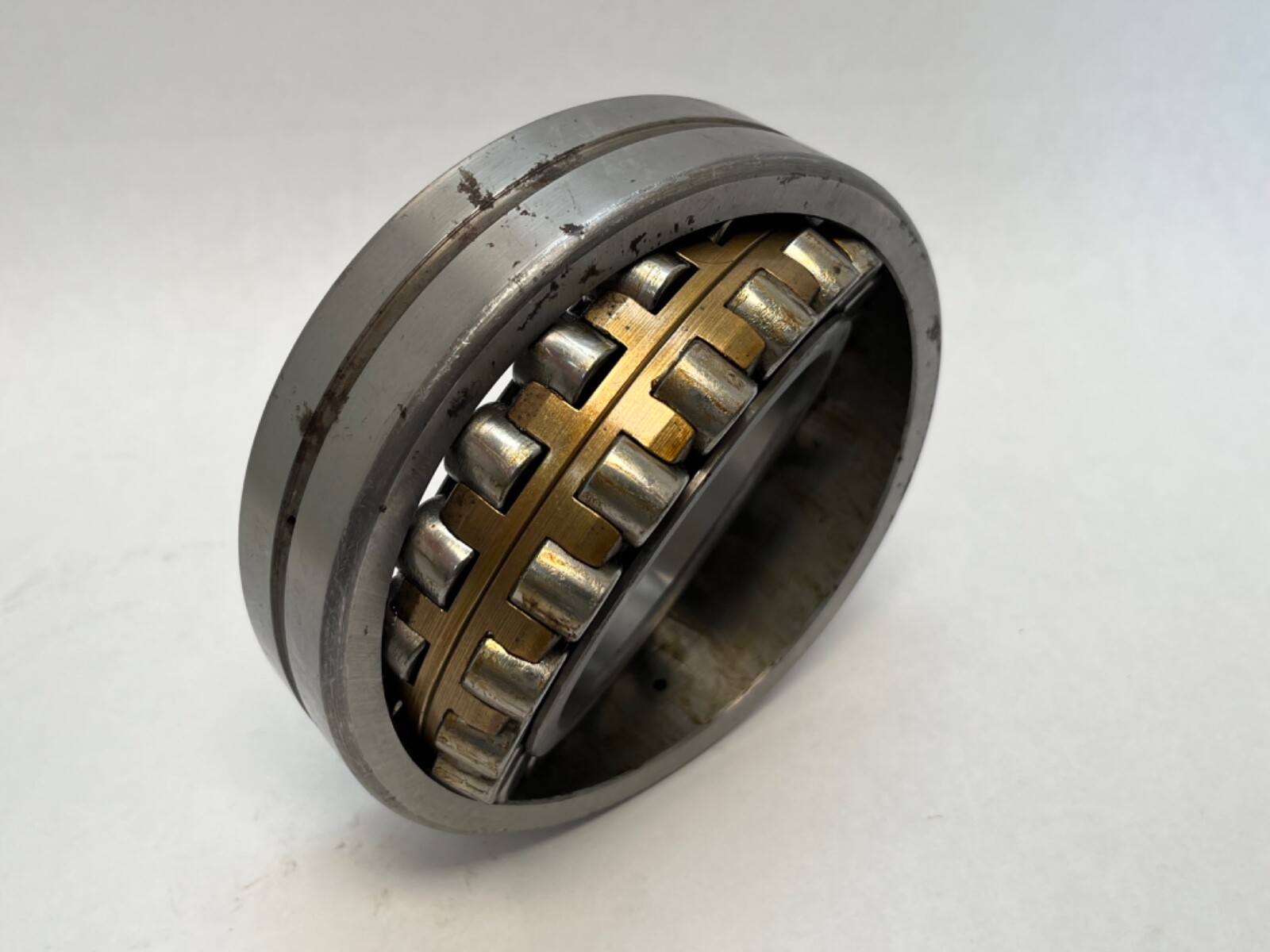Steyr 22217CMBW33 Spherical Bearing 85x150x36 mm 22217 C MB SV20/W33