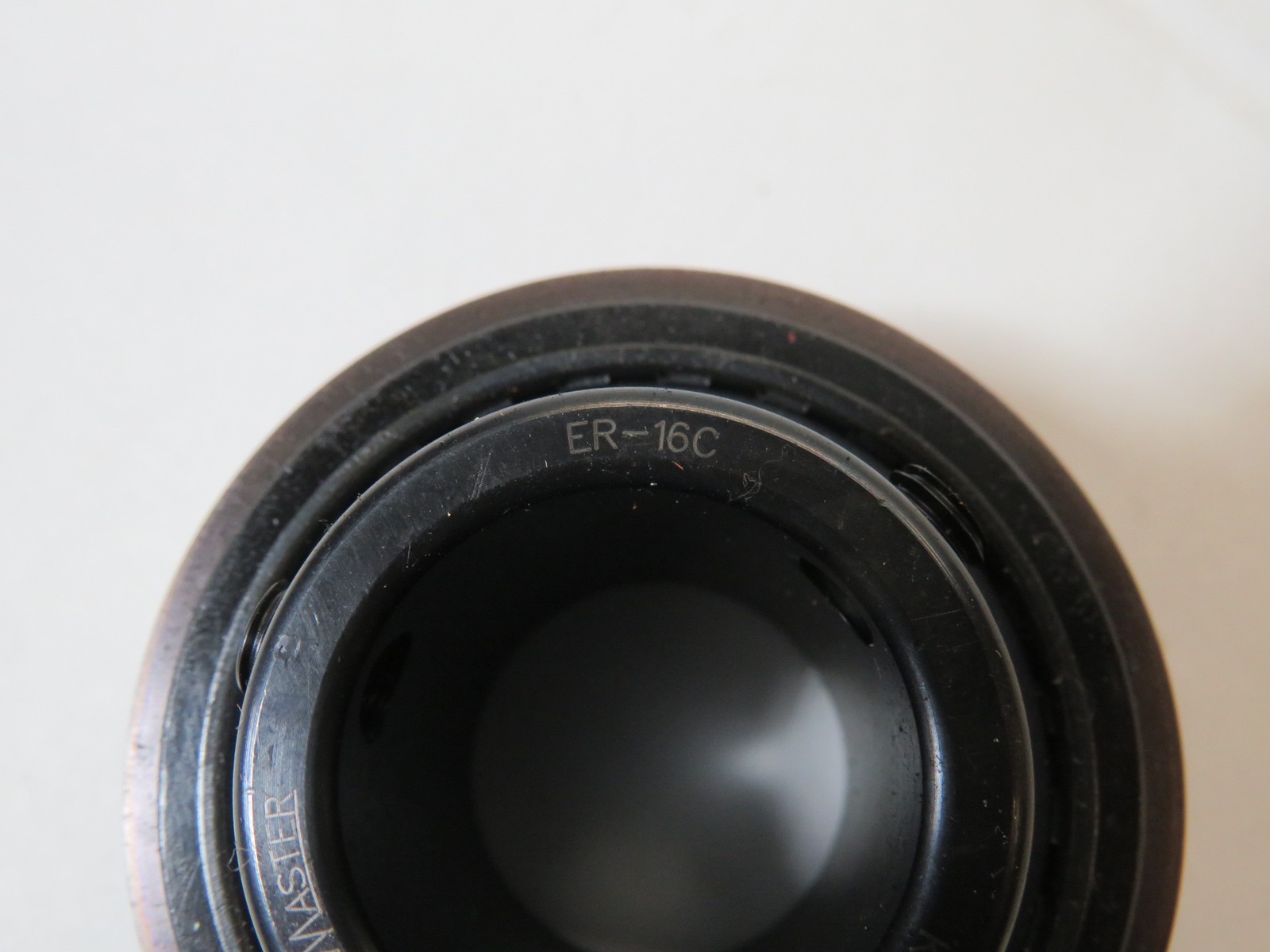 SealMaster ER-16C Insert Bearing 2-3/64″ OD 1″ ID 3/4″ Outer Race W DMG BOX NEW