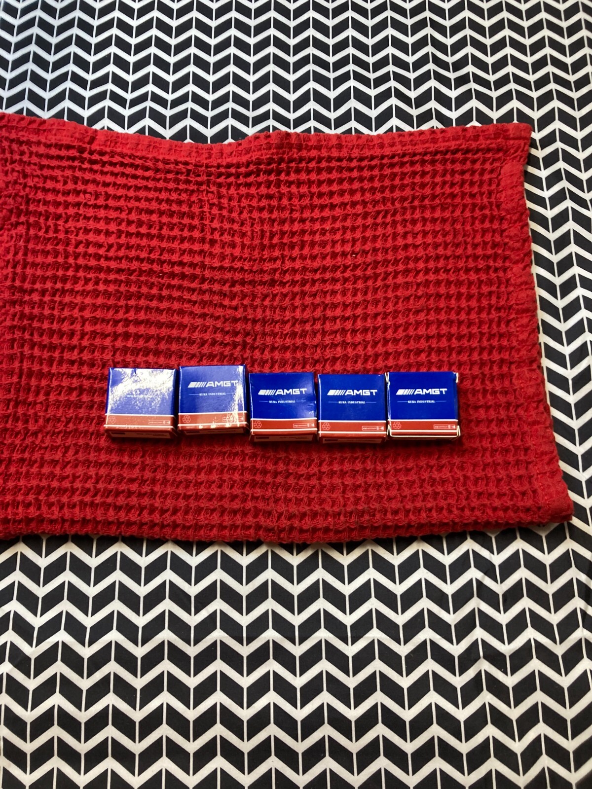 amgt 609-2rs/p5c3 bearing lot of 5
