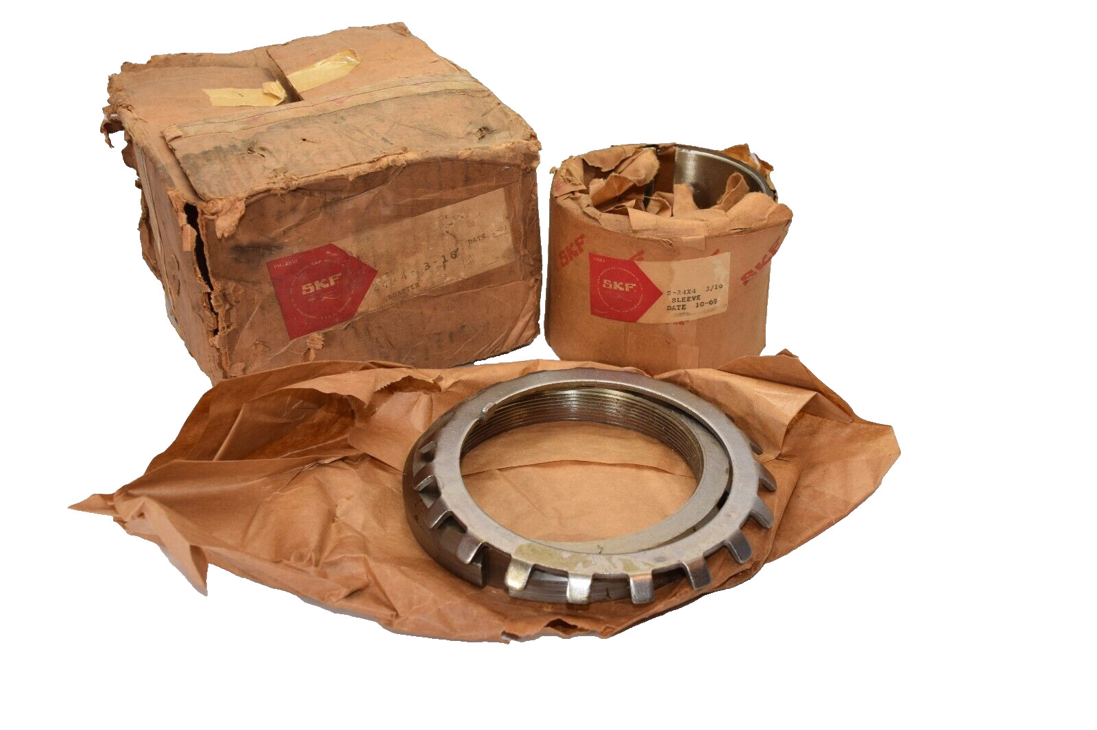 (NEW) SKF S-24 x 4 3/16″ Sleeve Adapter