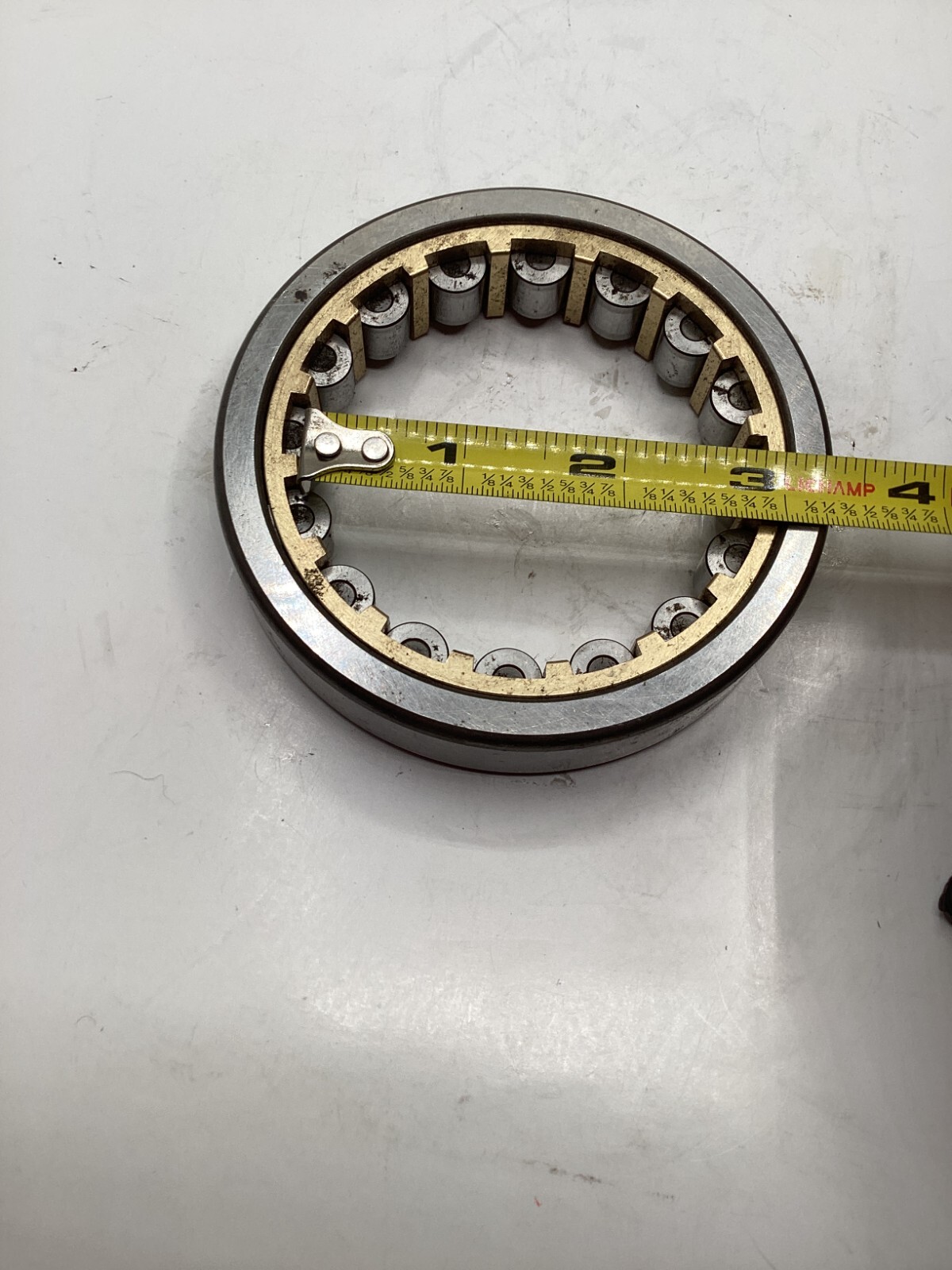 Genuine NTN 211 Cylindrical Roller Bearing Silver Gold