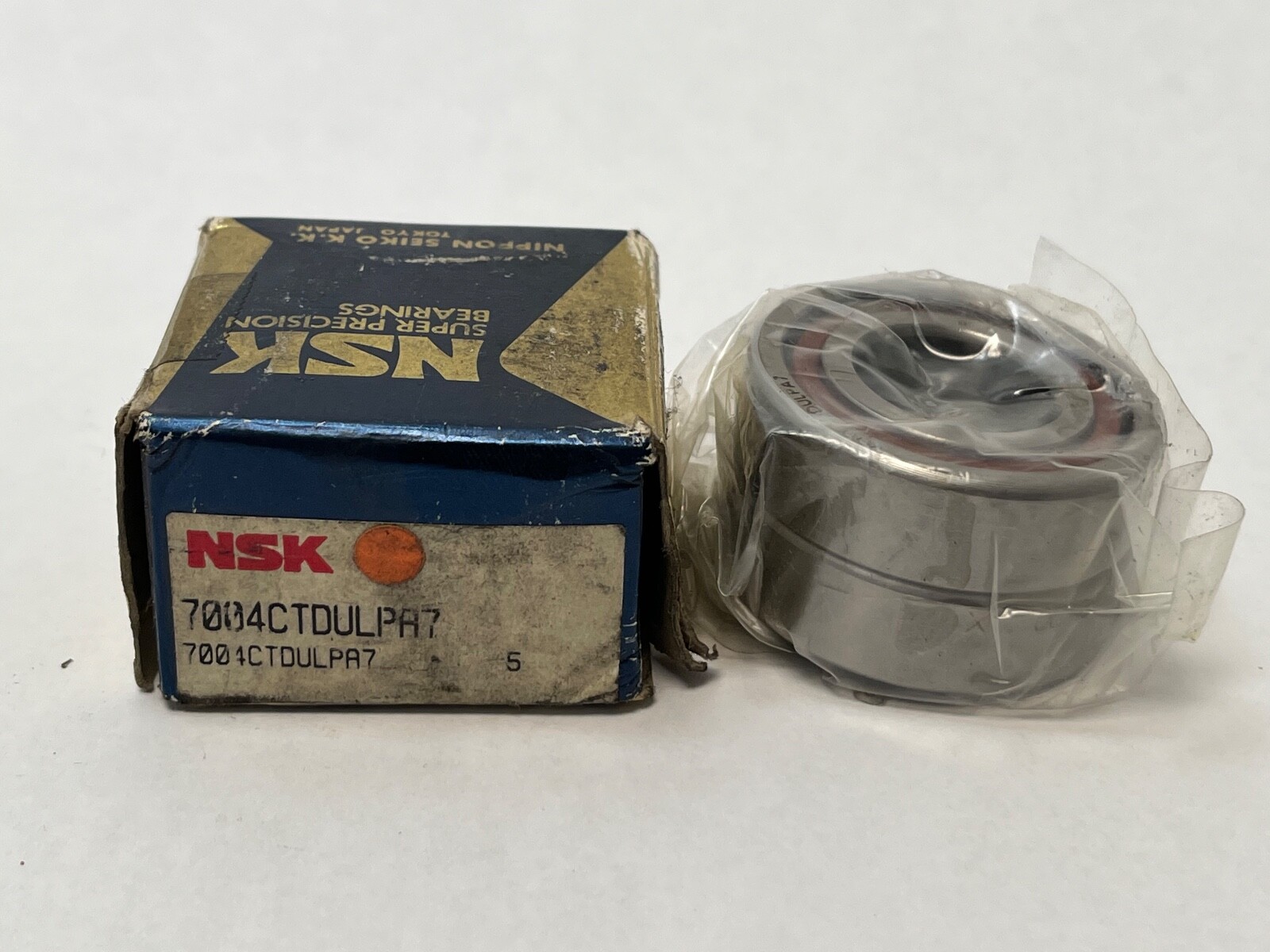 NSK 7004CTDULPA7 Bearing 20x42x12 mm 7004C 7004-C-T-DUL-PA7 Japan 2 Pcs