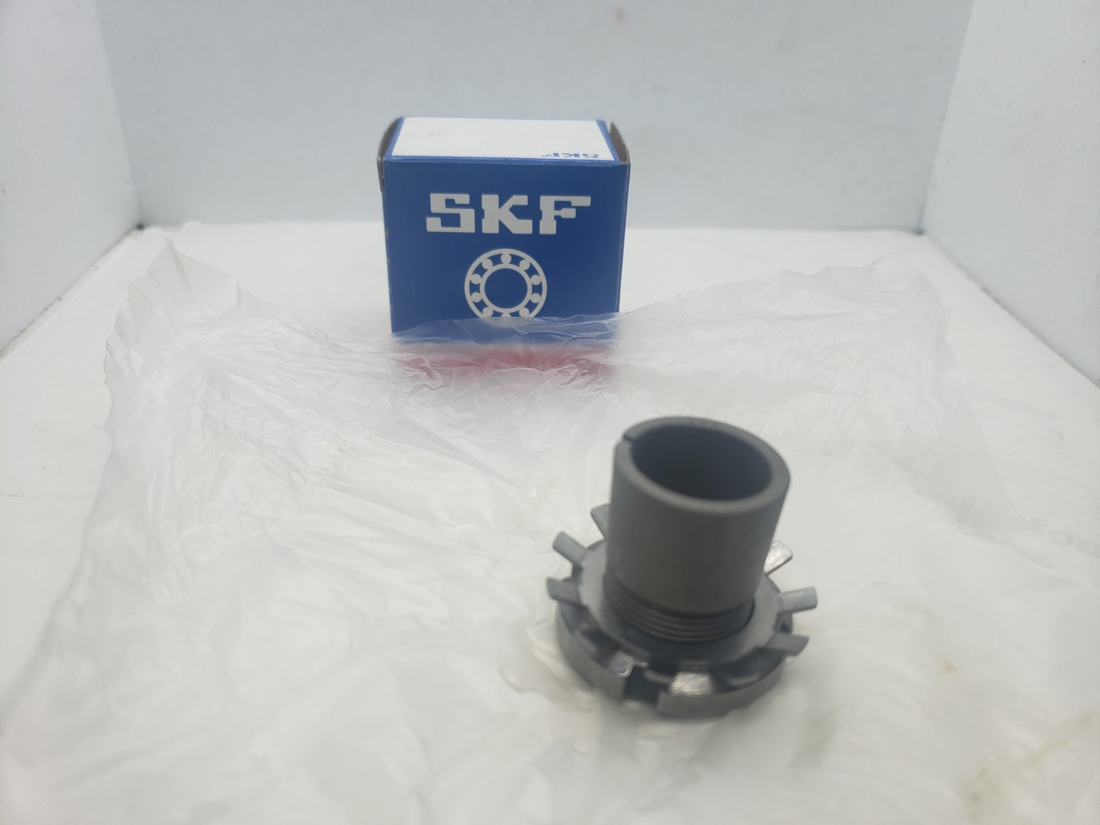 SKF H304 ADAPTER SLEEVE 6x32x17mm, NIB