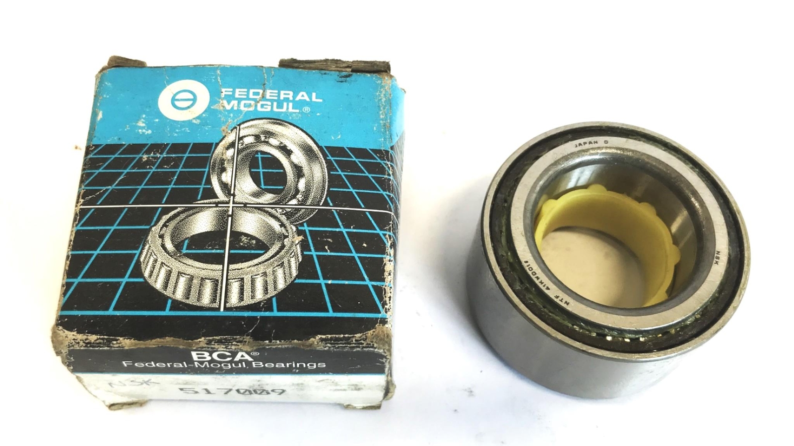 Federal Mogul/NSK 2-5/8 inch x 1-1/2 inch Wheel Bearing 517009 NOS