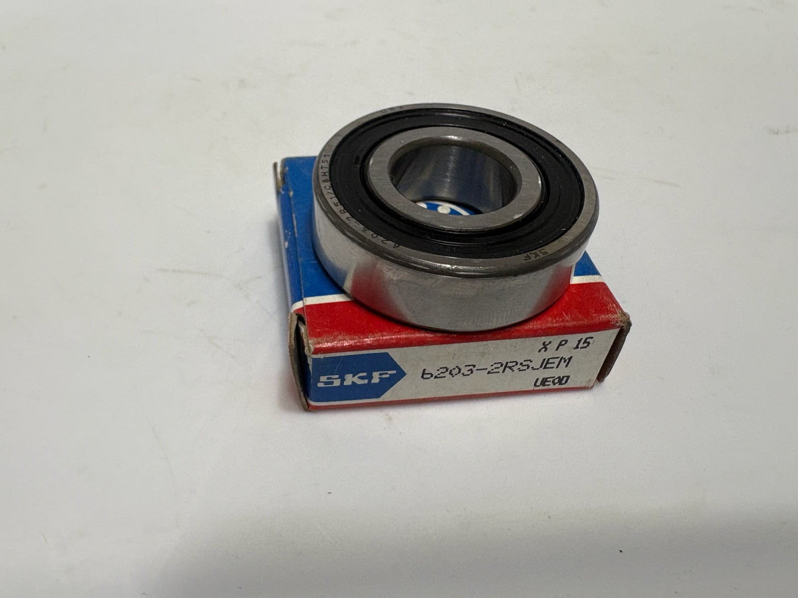 SKF 6203-2RSJEM Radial Ball Bearing
