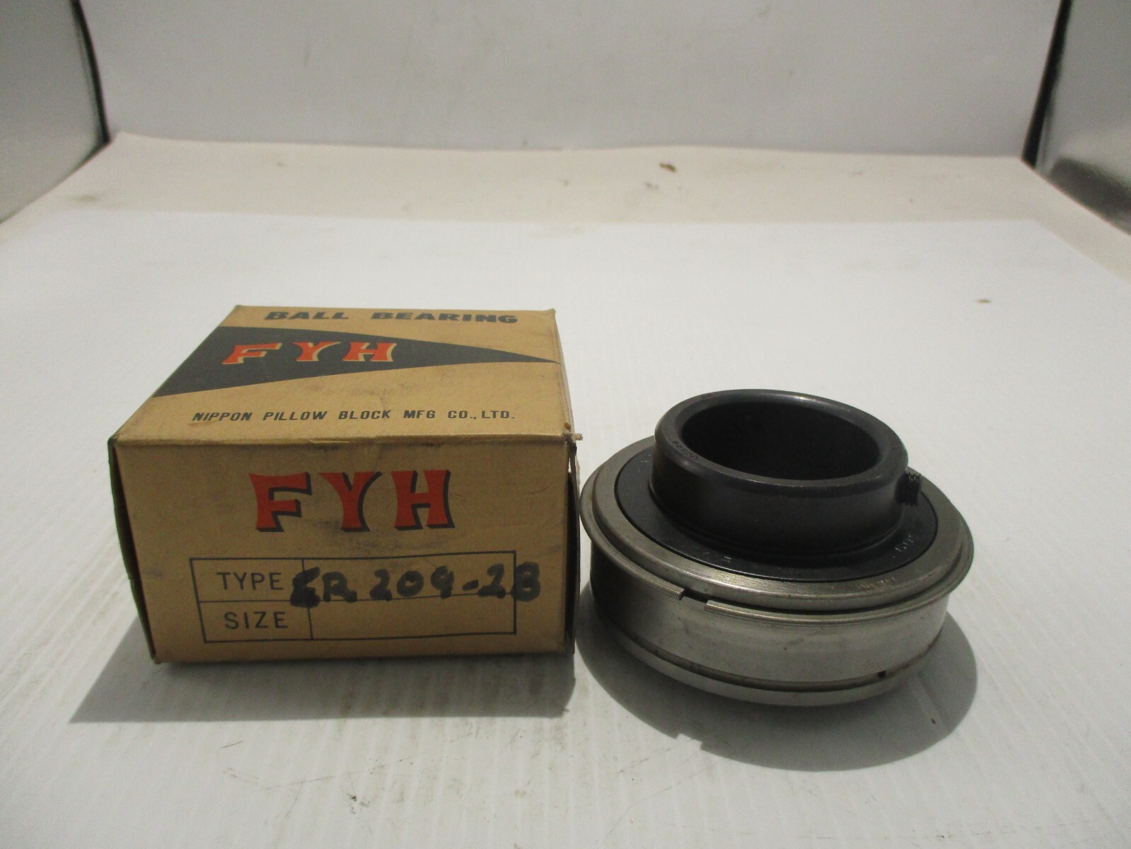 NEW FYH ER209-28 BALL BEARING INSERT 1-3/4″ BORE