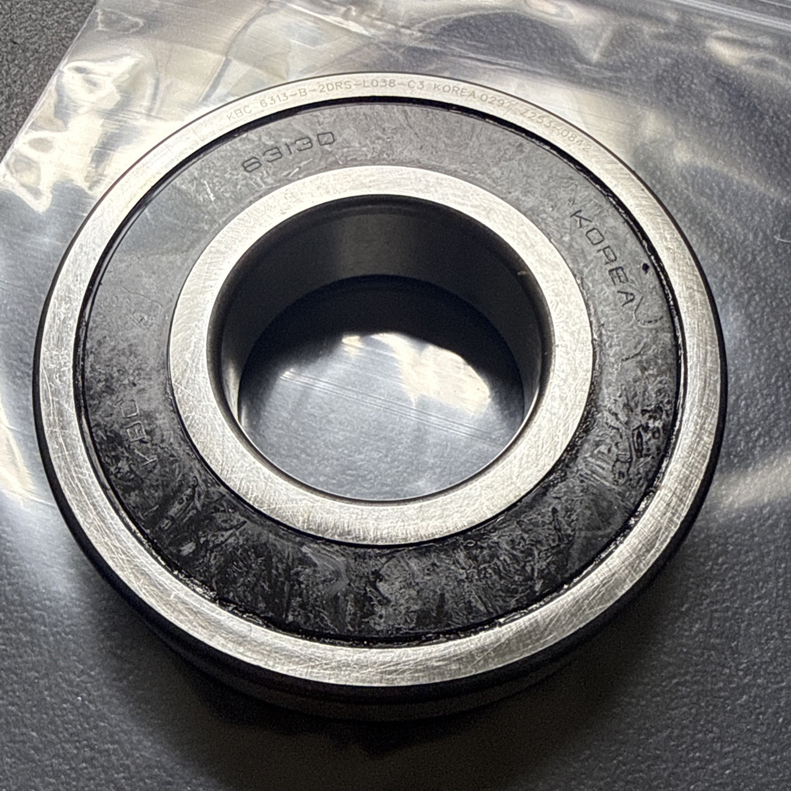 KBC 6313D BALL BEARING DEEP GROOVE 65MM ID X 140MM OD X 33MM 6313-B-2DRS-L038-C3