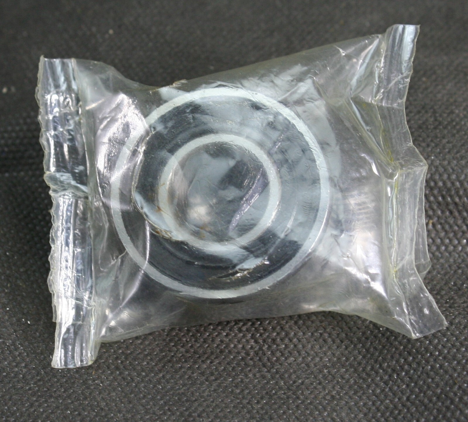 One (1) SKF 2203E-2RS1TN9 Self Aligning Bearing 17MM Bore NEW