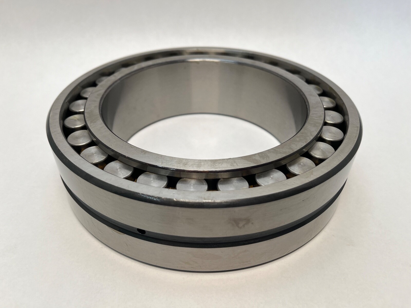 SKF NN-3026-K/SPW33 Bearing 130x200x52 mm NN3026 NN-3026-K-SP-W33 Sweden