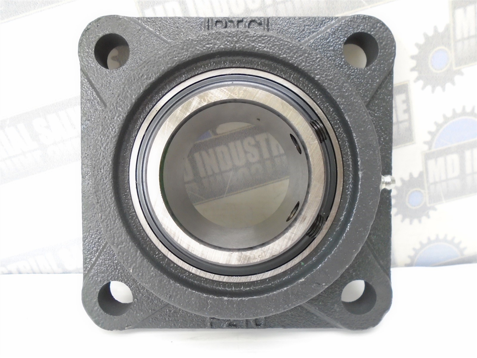 IPTCI – UCF210-32 – 2 in. Flange Mount BALL BEARING – (NEW in BOX)