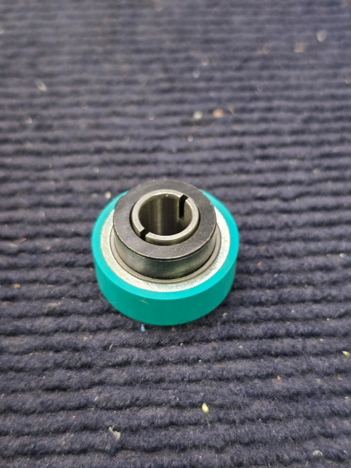 PEER S3PP4: Radial & Deep Groove Ball Bearing .375 x .875 x .562IN Straight Bore