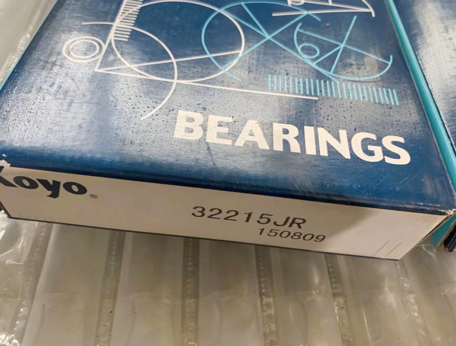 NEW Koyo 32215JR Tapered Roller Bearing 1PCS #DC