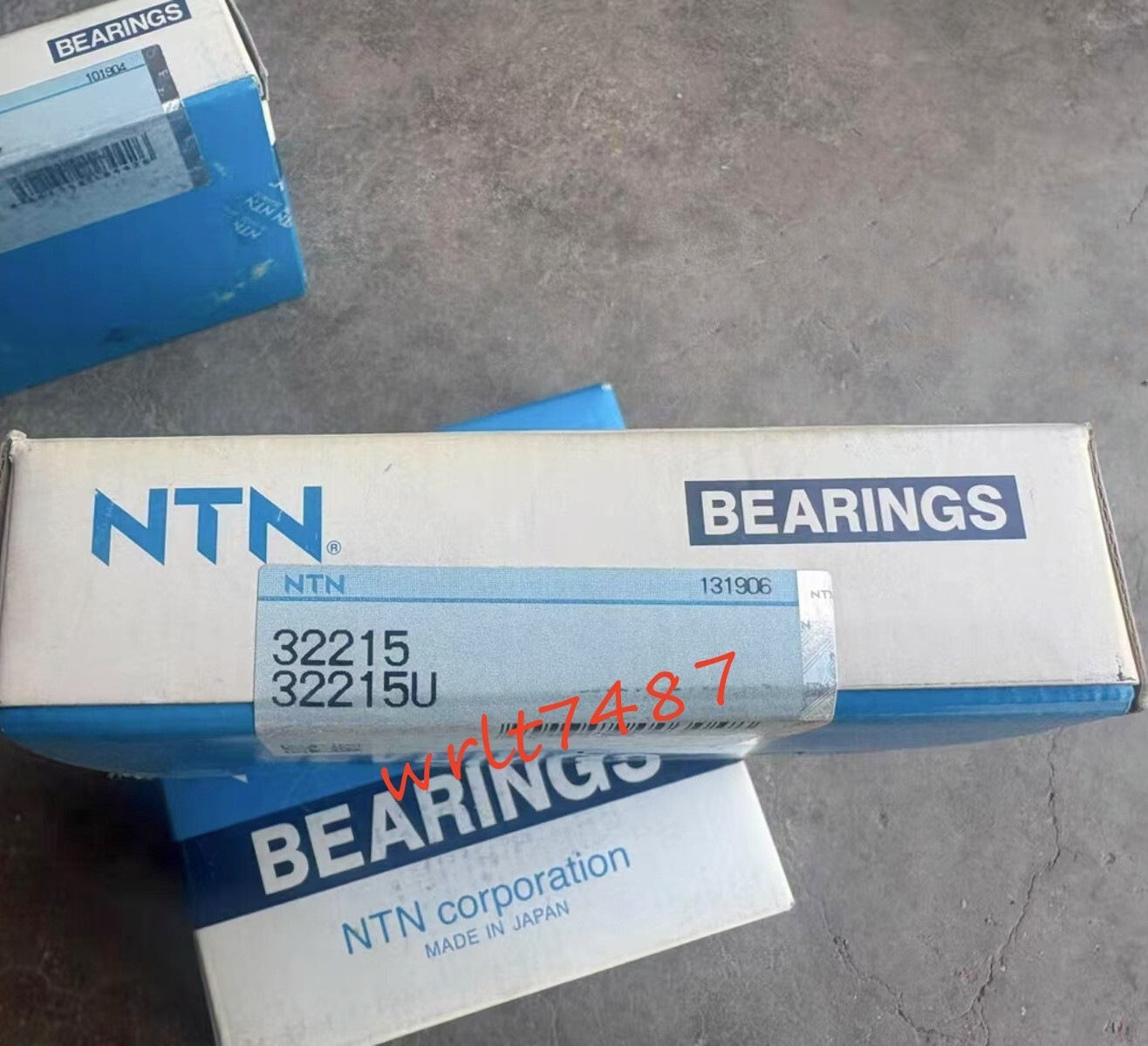 1PC NTN 32215U tapered roller bearing