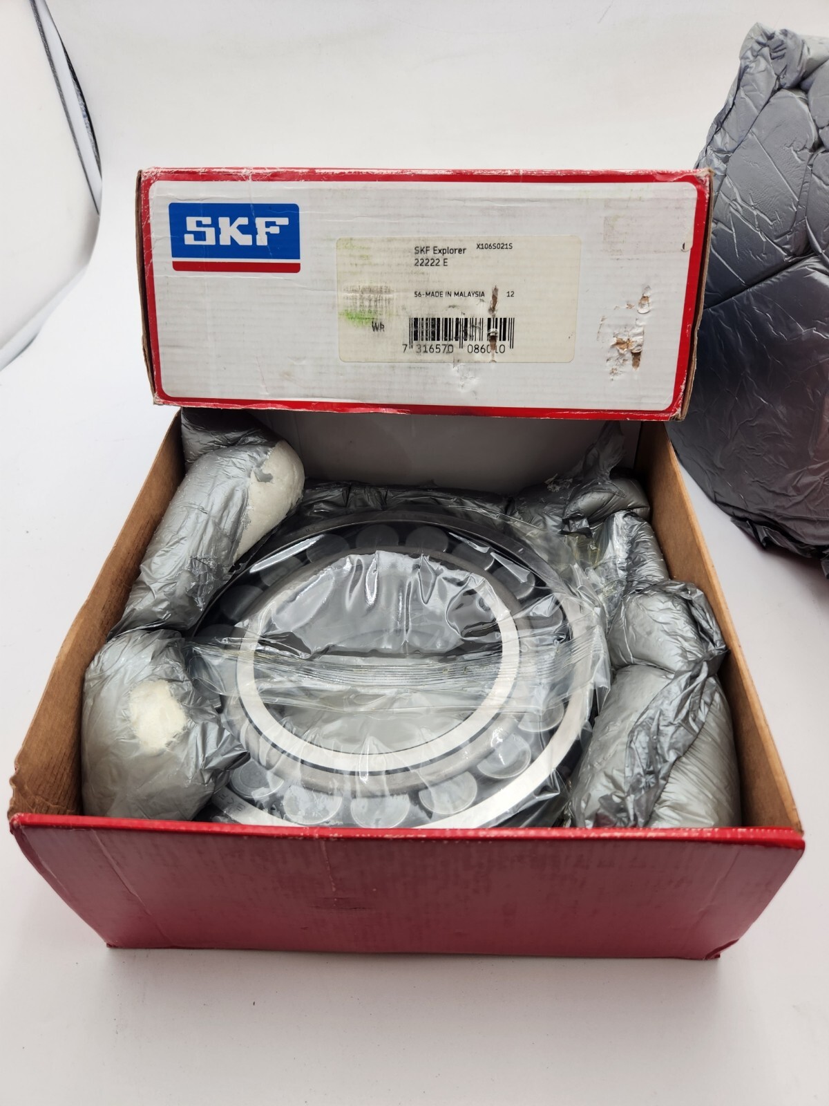 SKF Explorer 22222 E SPHERICAL ROLLER BEARING
