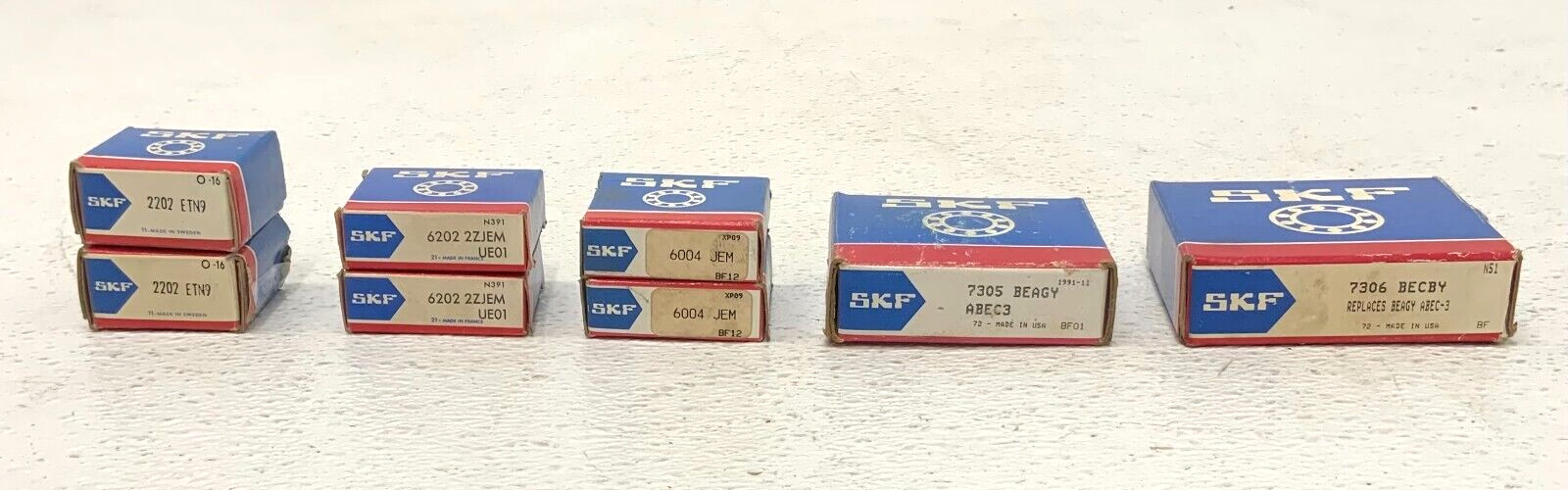 Lot of 8 NEW SKF Ball Bearings (2) 2202, (2) 6202, (2) 6004, (1) 7305, (1) 7306