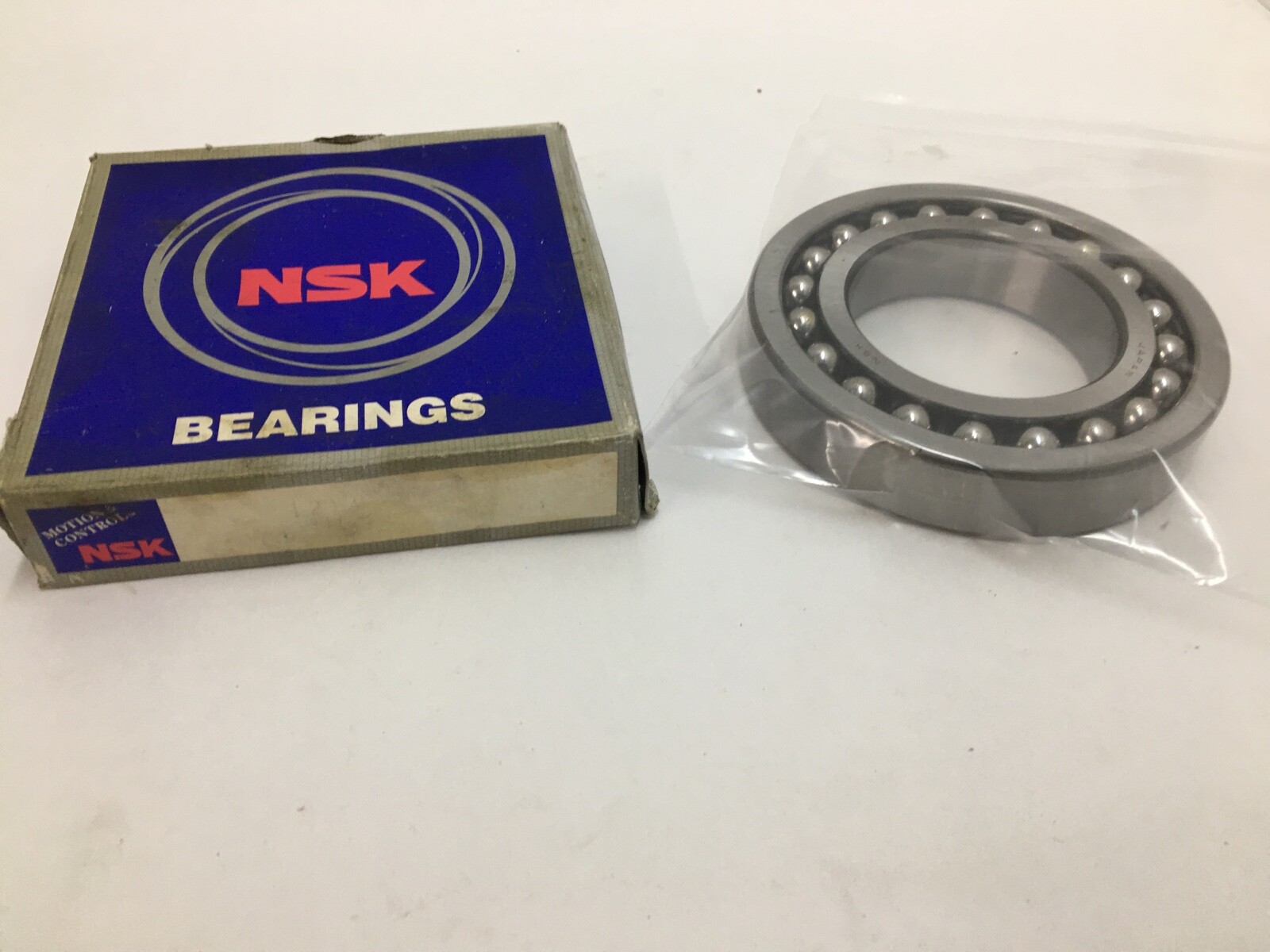 NSK 1214 Self Aligning Bearing 70x125x24 mm Japan