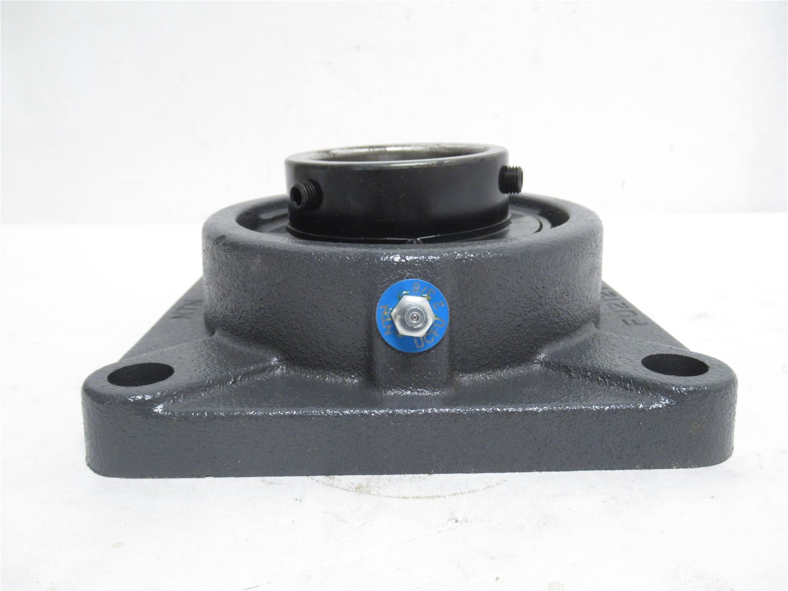 241480 New In Box; NTN UCFU-2.3/8 Flange Bearing; 2-3/8″ID; 4-Bolt Mount