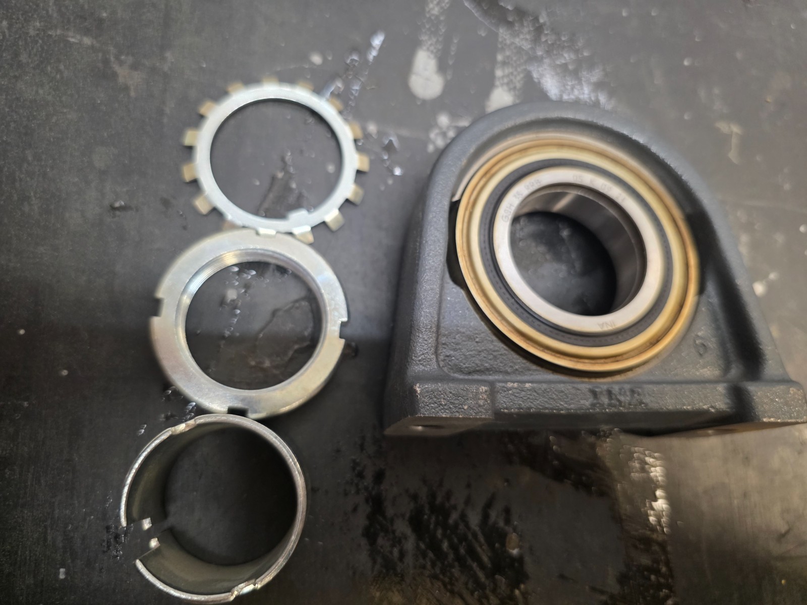 INA GSH 35 RRB Pillow Block Bearing Unit 35mm Bore w/ Lock Collar & Hardware NEW