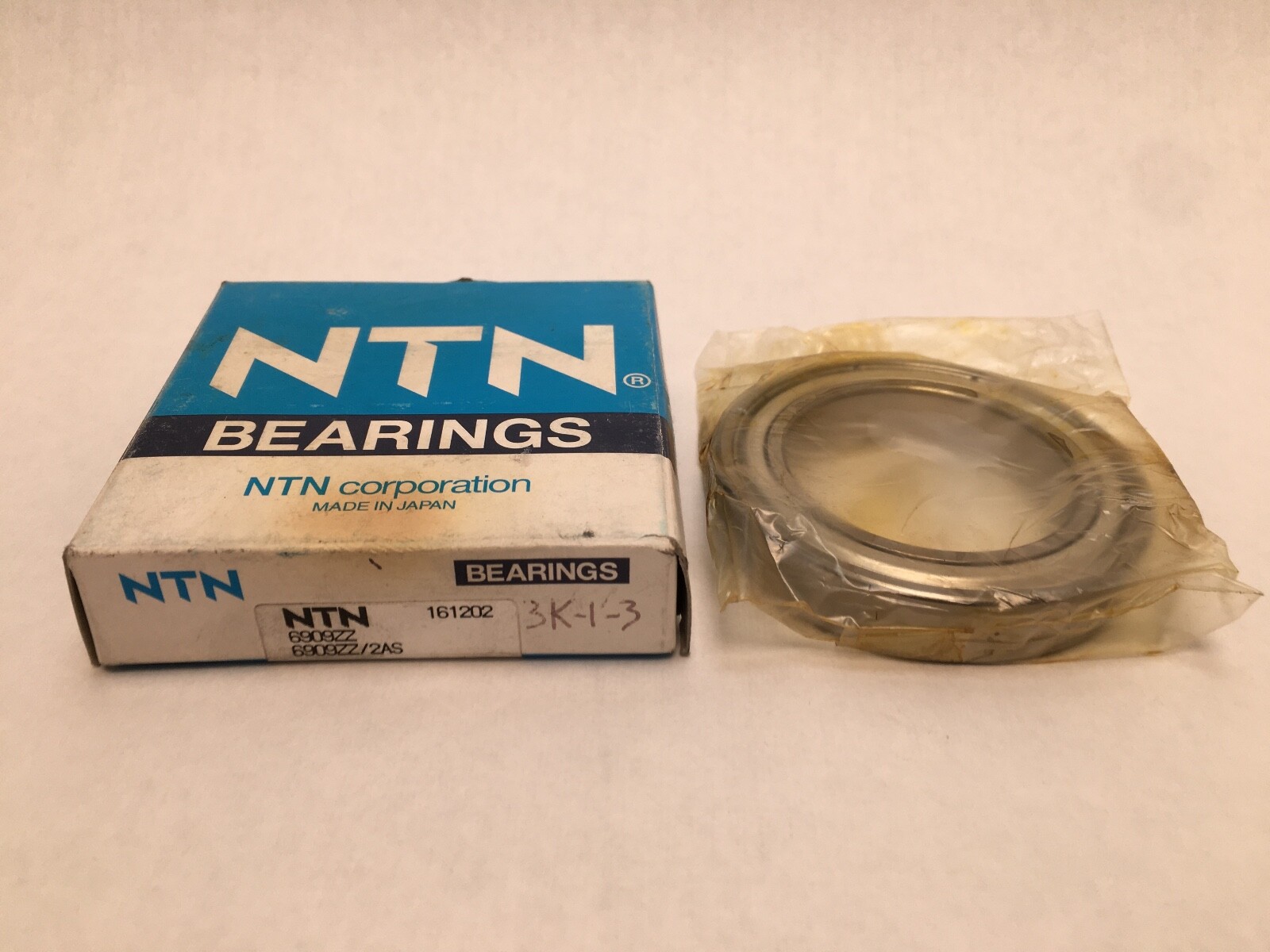 NTN 6909ZZ Bearing Metal Sealed 45x68x12 mm 61909 6909 ZZ Z 6909Z Japan