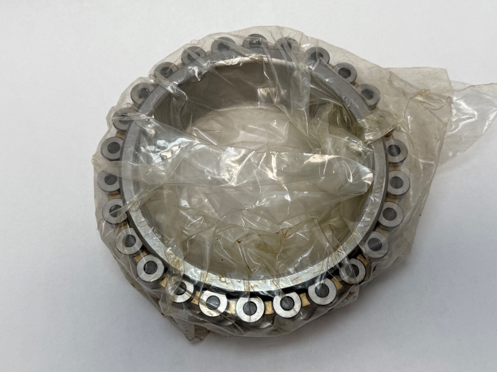 NSK NN3021KMBP4 Bearing NN3021 NN-3021-K-MB-P4 105 mm ID 41 mm W