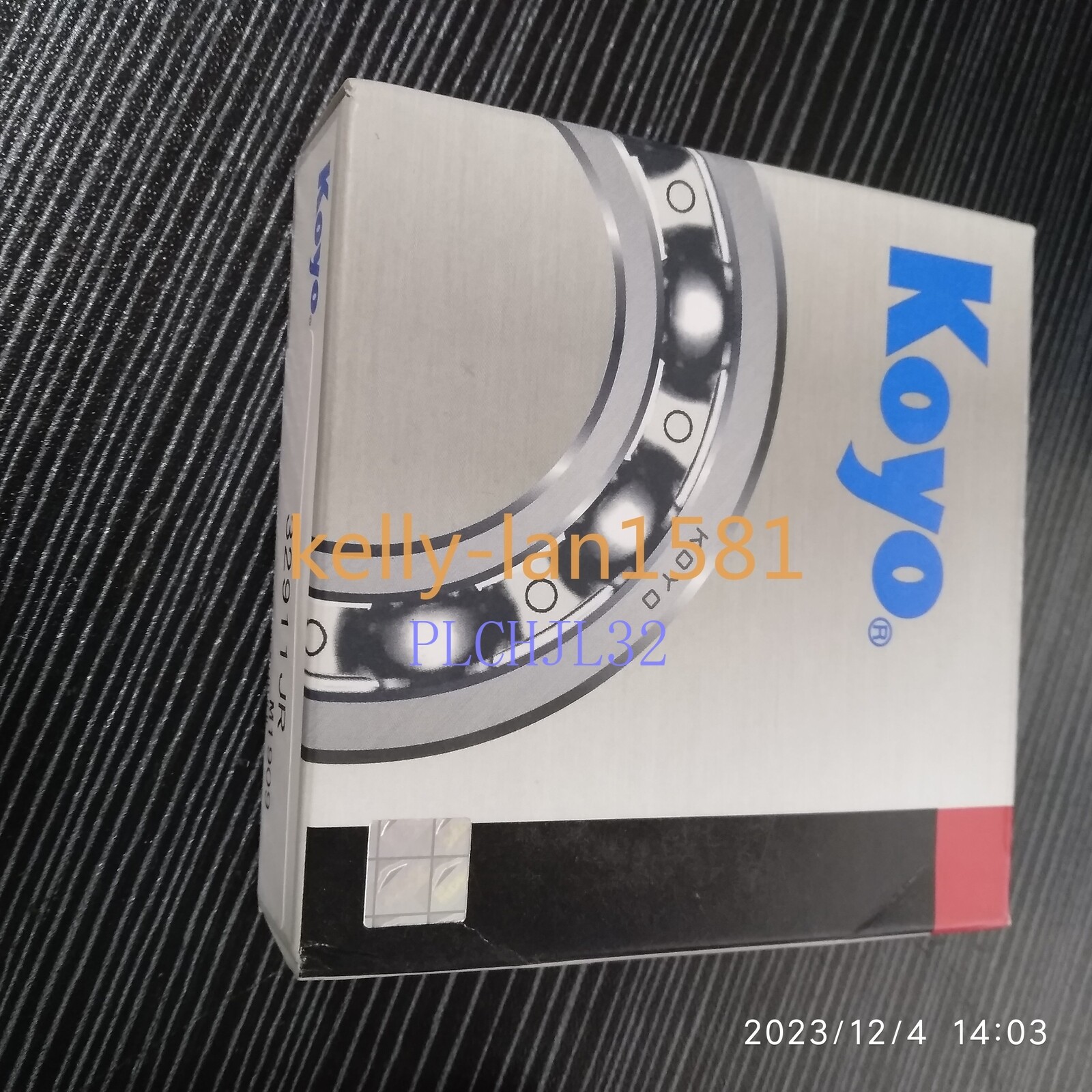1pc New KOYO Tapered Roller Bearing 32911JR