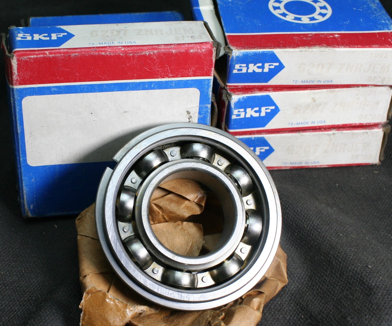 One (1) SKF 6207 ZNR/C3 Deep Groove Bearing 35MM ID One Shield USA NEW