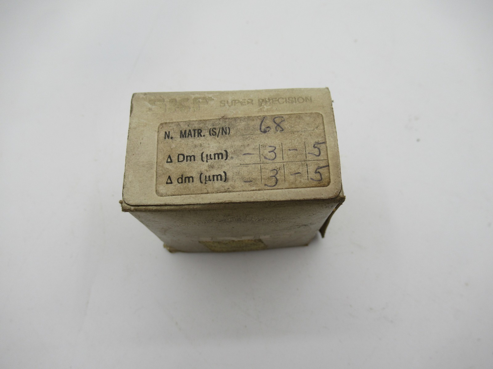 2 SKF 7204C/P4 DGA Bearings Made in Italy NOS “Look”