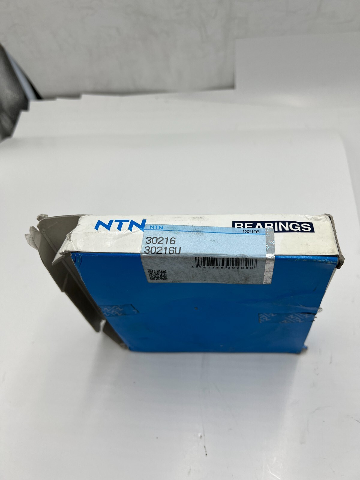 NTN Bearing Tapered Roller Bearing, Pressed Steel Cage 30216U