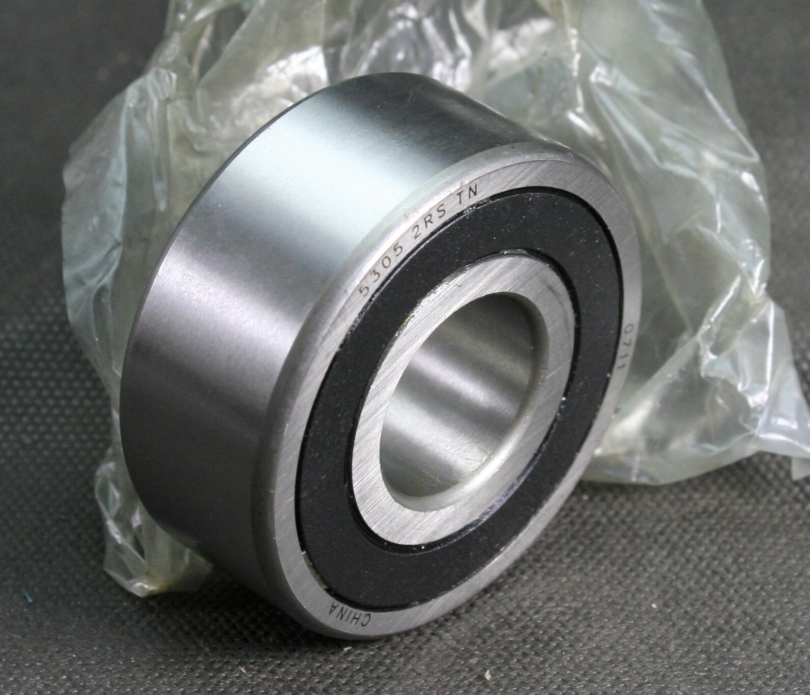 One (1) Generic 5305 2RS TN Angular Contact Bearing 25 MM Bore China NEW
