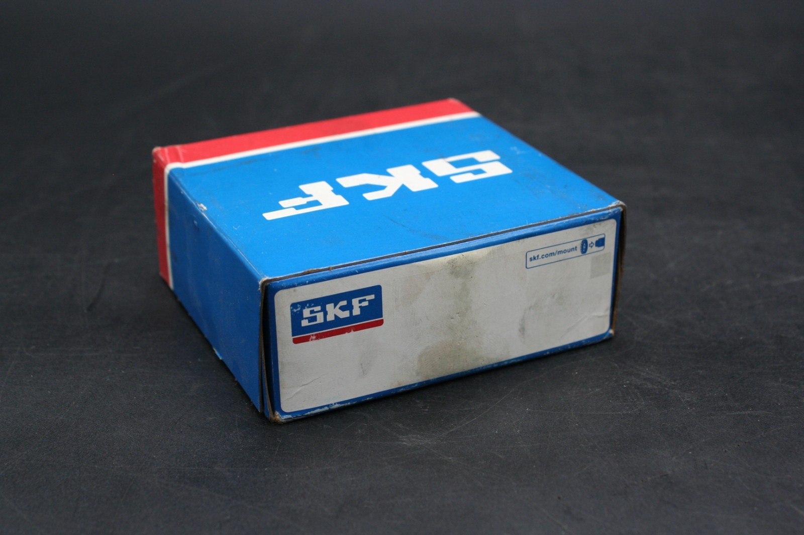 One (1) SKF Explorer 3210 A-2RS1/C3 Double Row Angular Contact Ball Bearing NEW