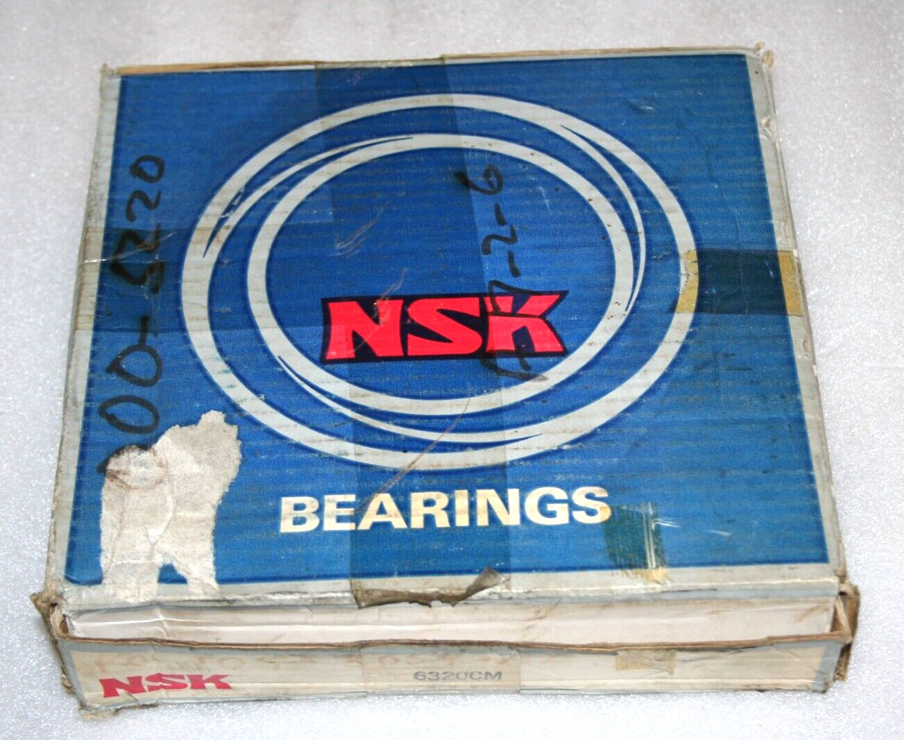 NSK 6320-CM Deep Groove Ball Bearing 100x215x47 mm 6320 * NEW *
