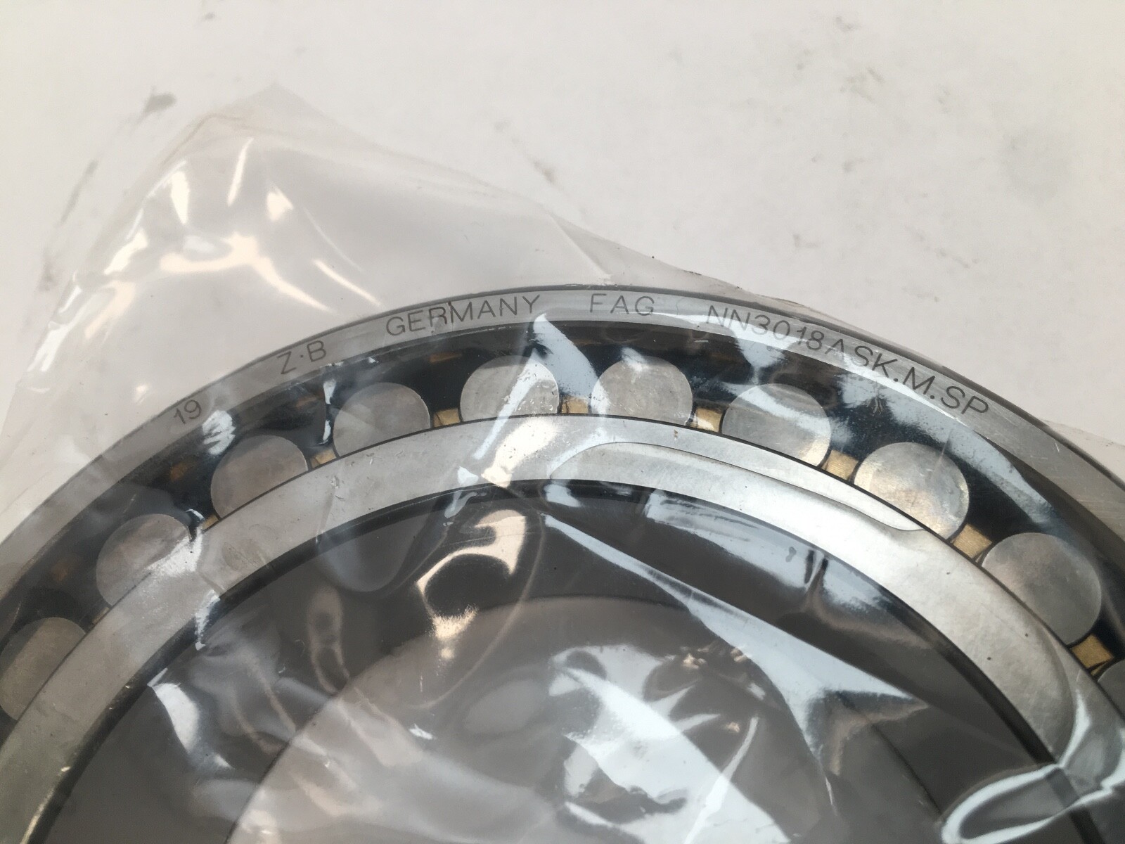 FAG NN3018ASK.M.SP Bearing 90x140x37 mm NN3018 NN-3018-AS-K-M-SP-W33 Germany