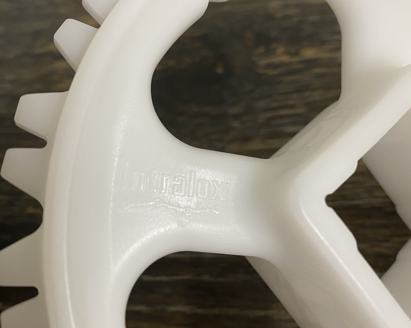 INTRALOX Series 900 6.1″ Acetal 18T Sprocket 1.5″Square Bore EZ Clean