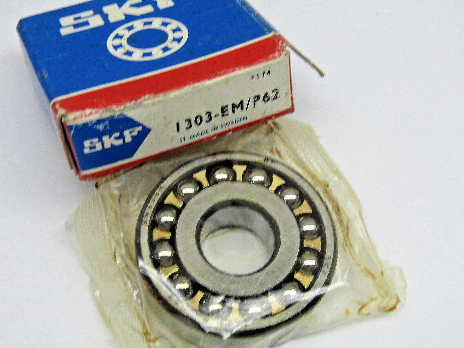 SKF 1303-EM/P62 17mm X 47mm X 14 mm Self Aligning Bearing Class6 P6