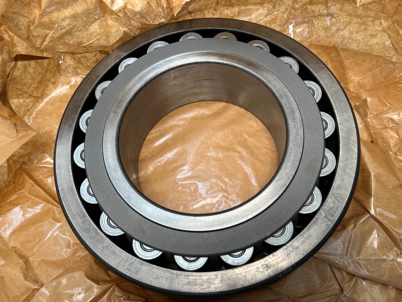 SKF 22232-CKJ-W33 Spherical Bearing 160x290x80 mm 22232-C-K-J-W33 22232CC USA